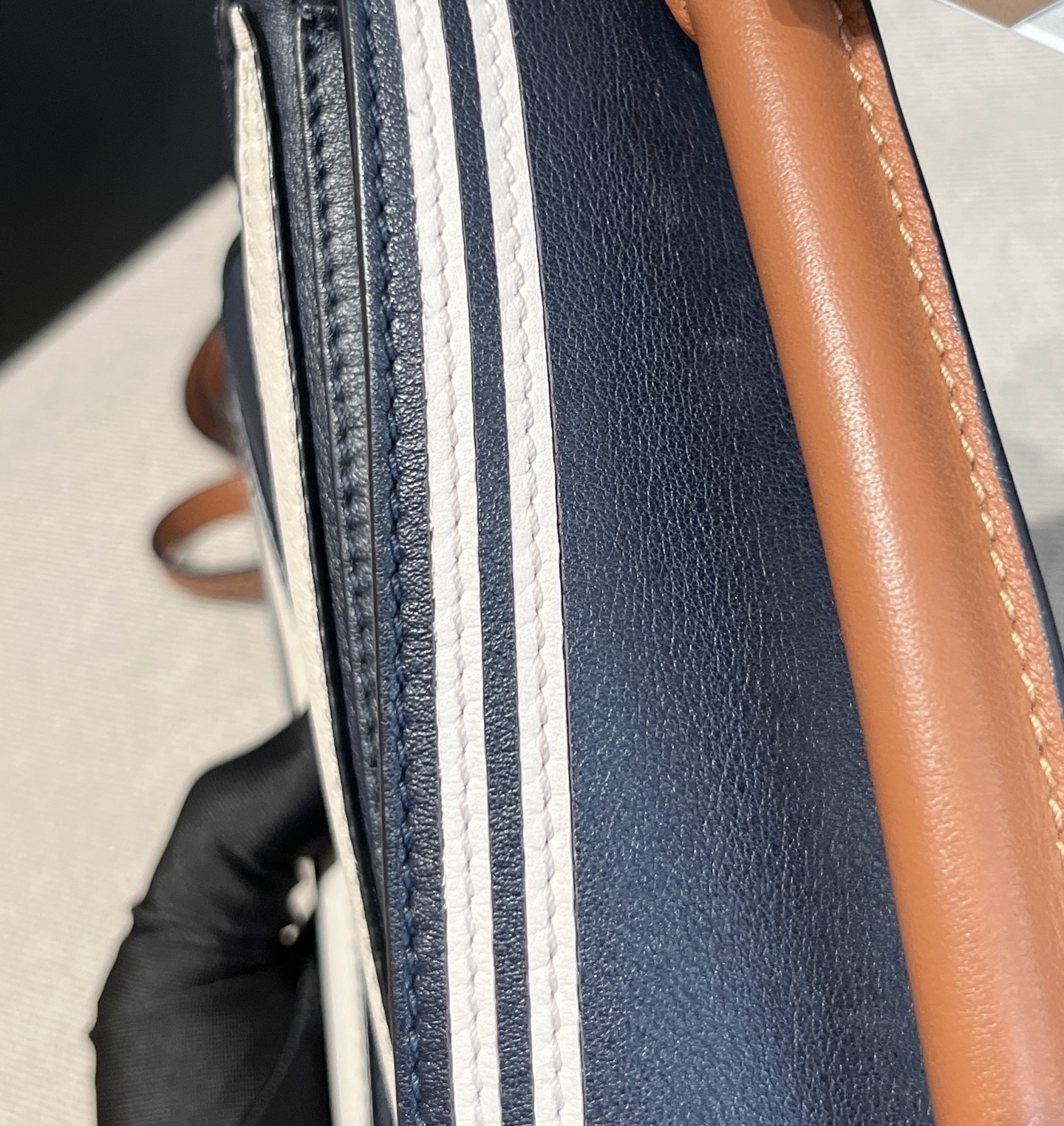 【預訂貨品】Loewe 海軍風三拼色 minipuzzle