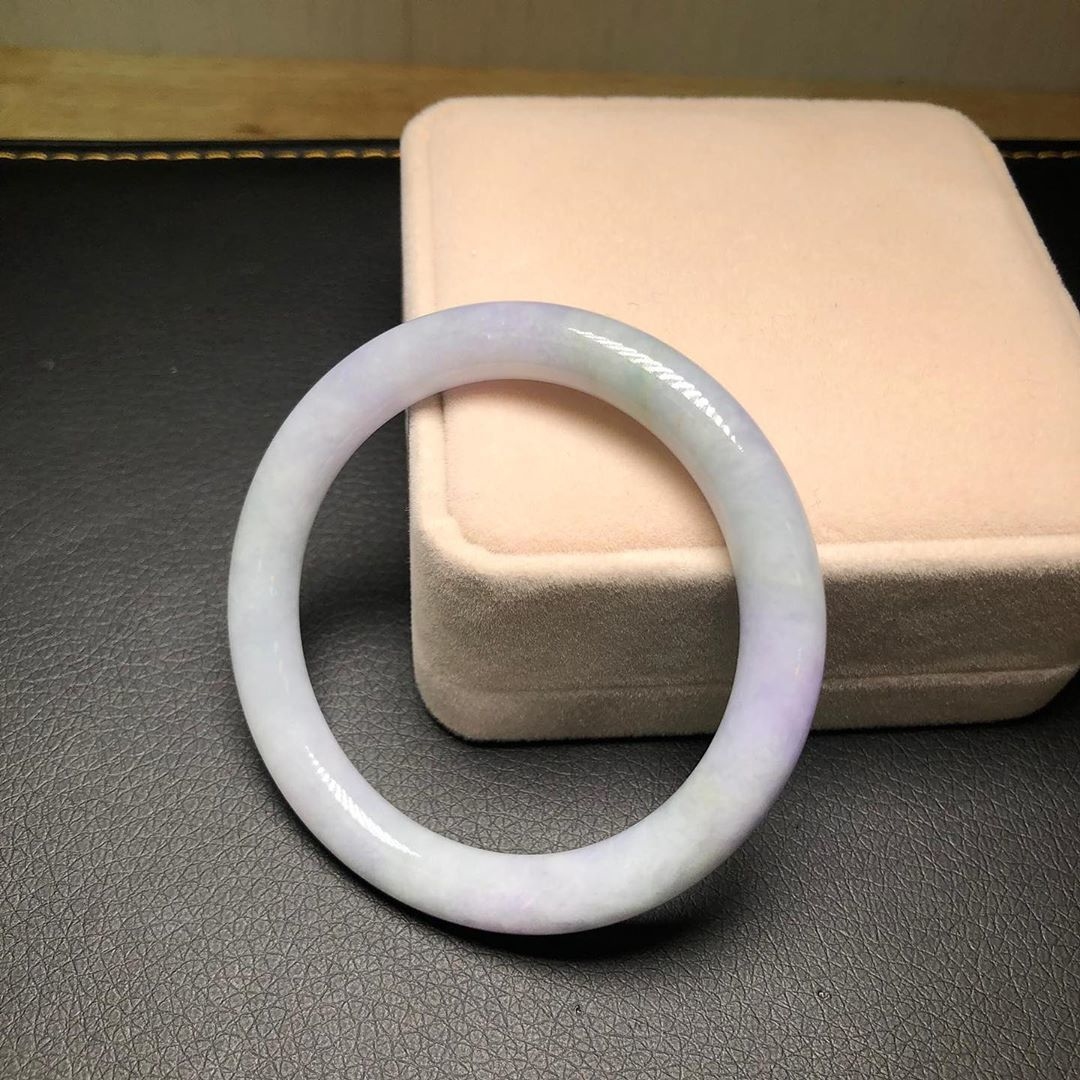 淡桃花春圓條鐲 55.8mm (有裂)