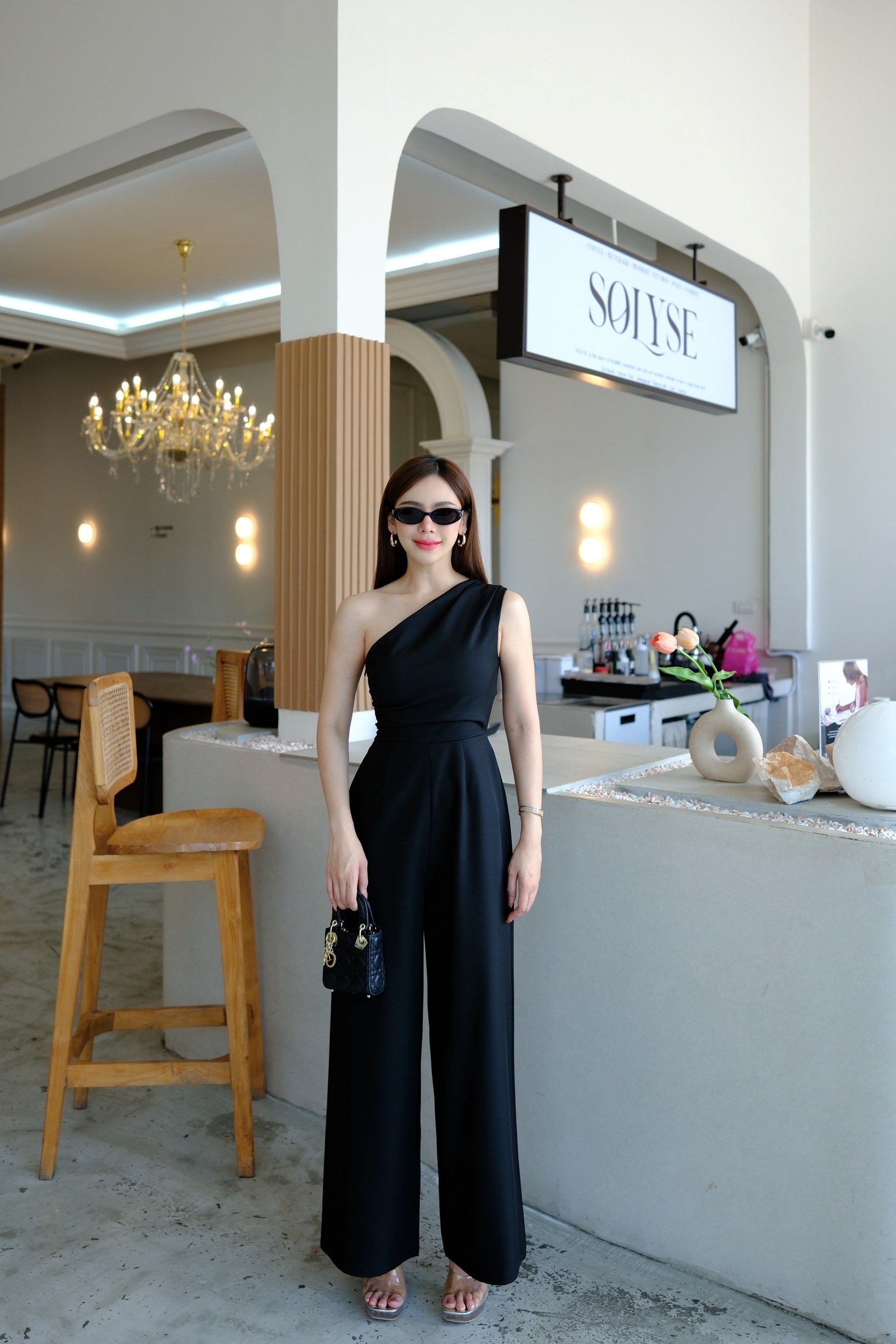 Eyana Suit Jumpsuit 法式气质斜肩连体裤( 2 colours )