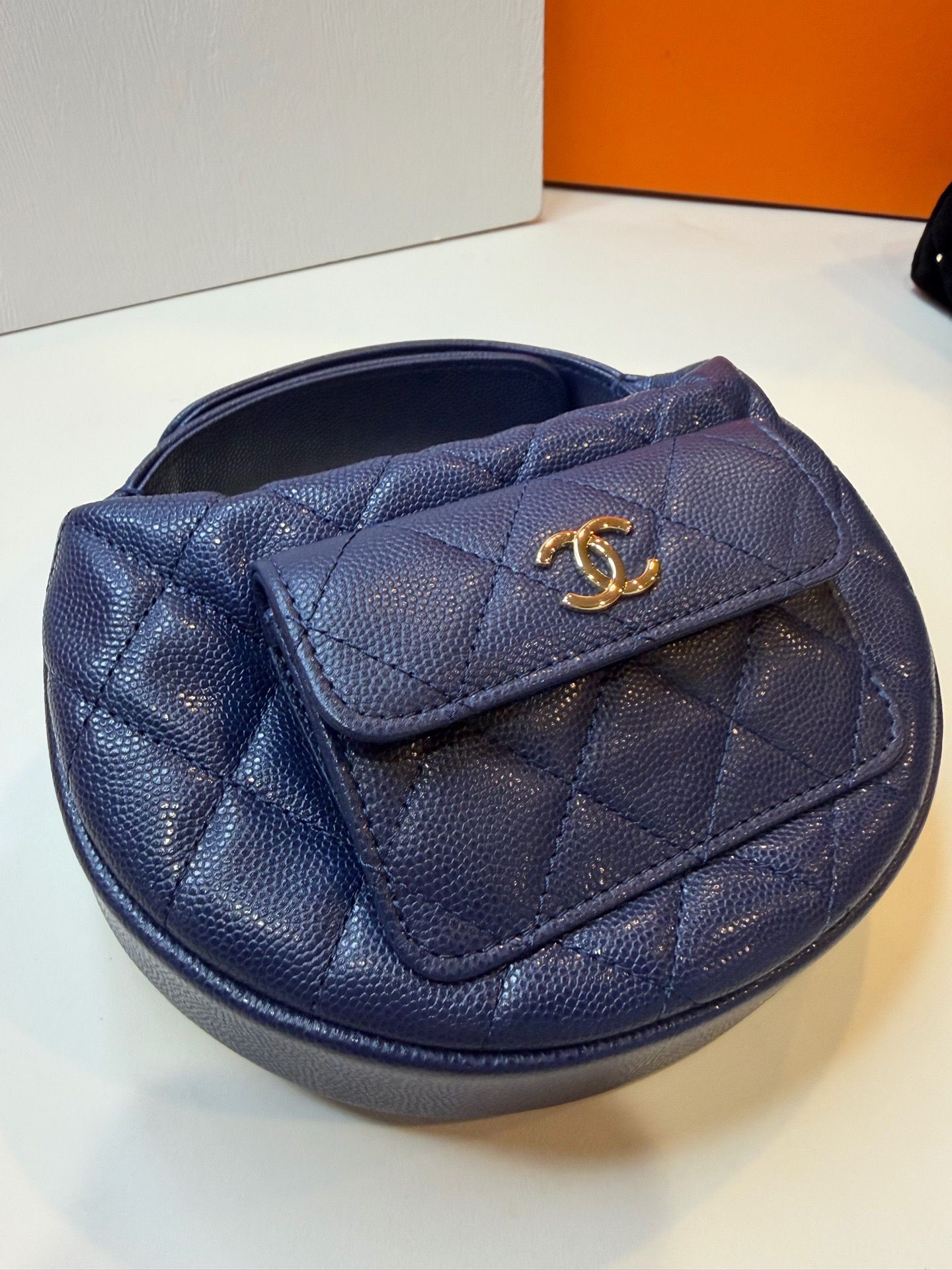 Pre-Owned CHANEL Mini Hobo Bag