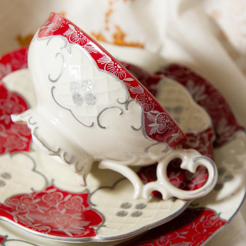 Vintage c.a. 1950s Unmarked Handpainted Floral Shape Red & Ivory Tea Set Trio from Germany (CB058)