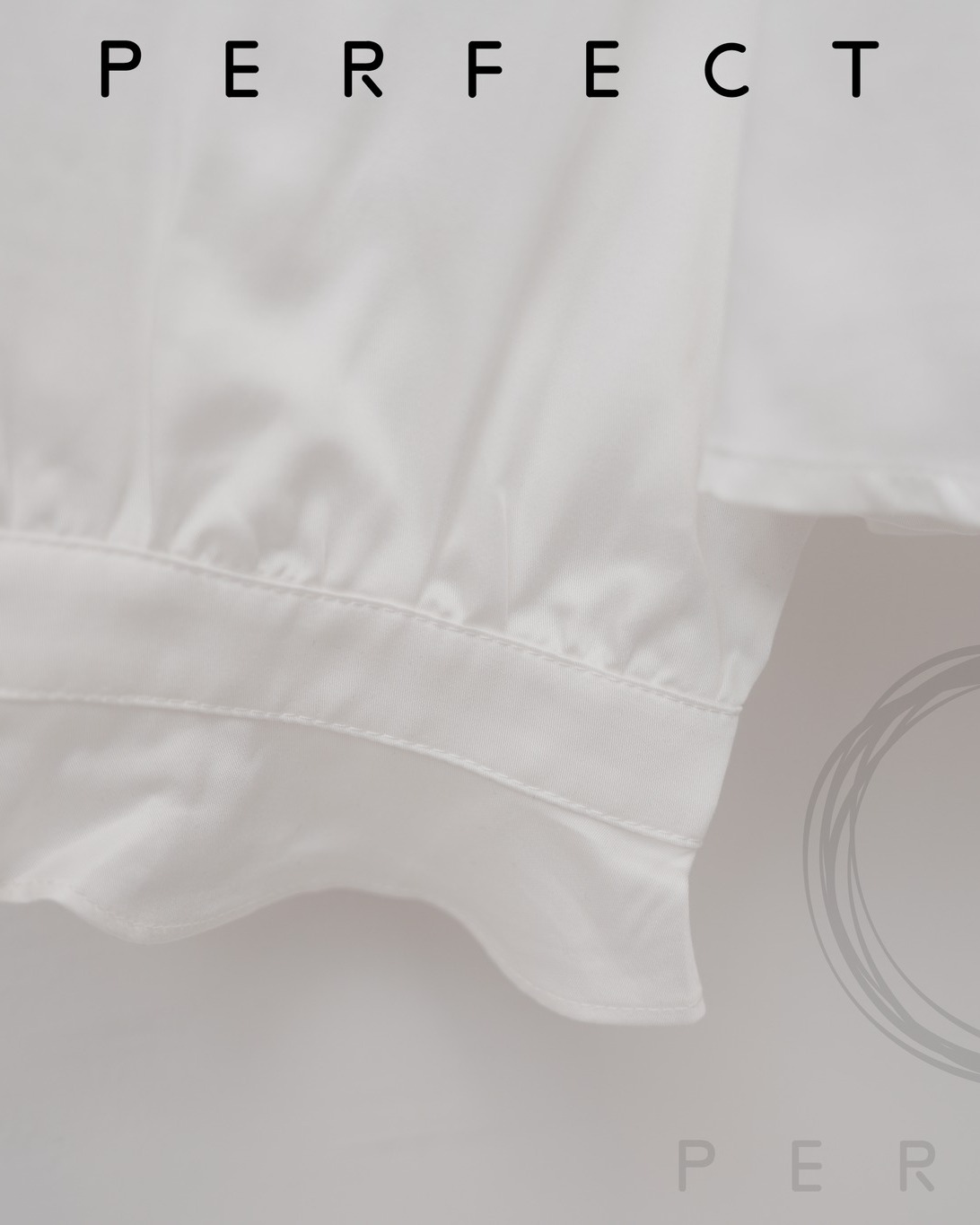 T0004_高貴面料五色大RUFFLE領上衣(純潔白)