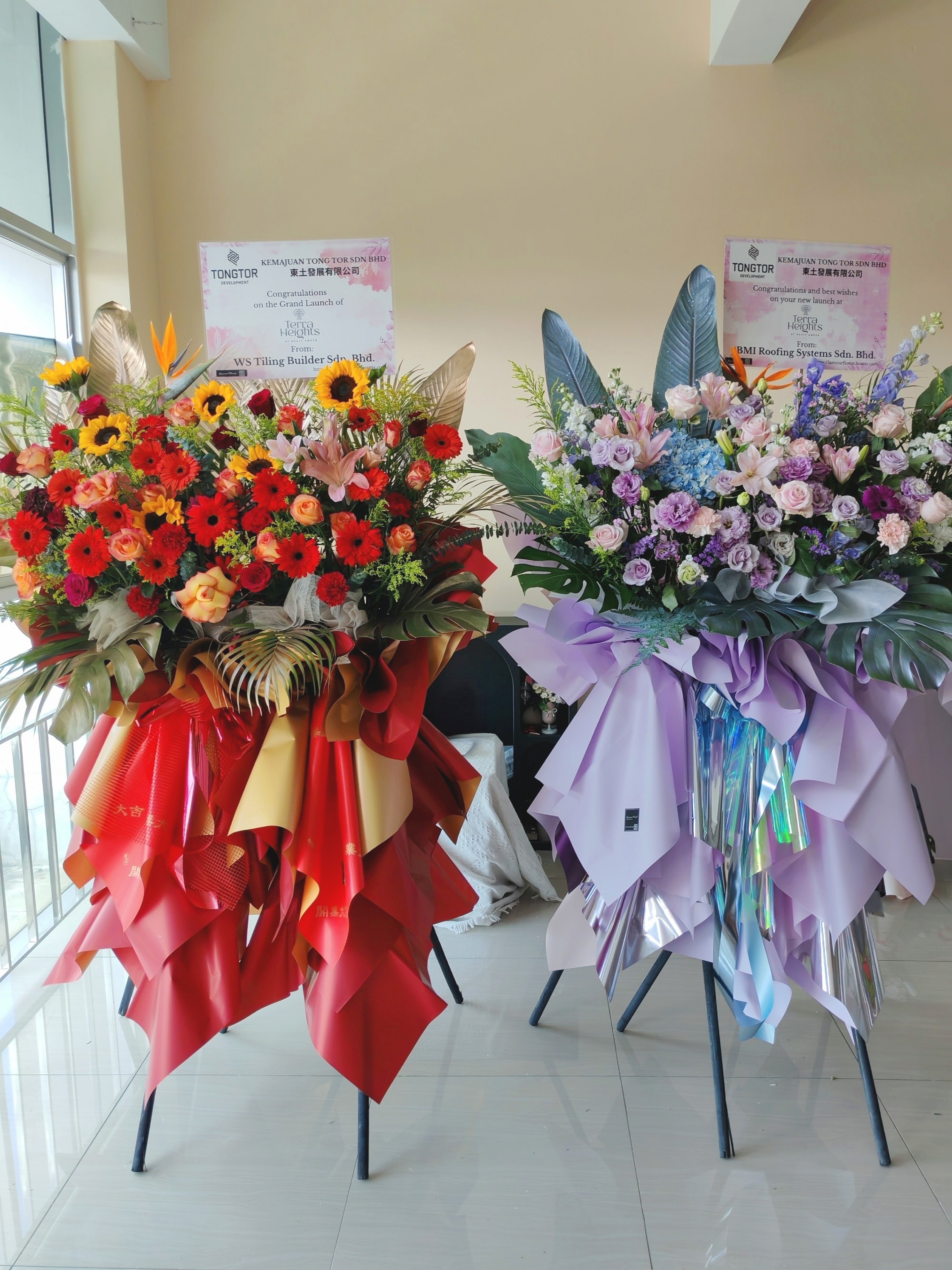 Grand Prosperous Flower Stand