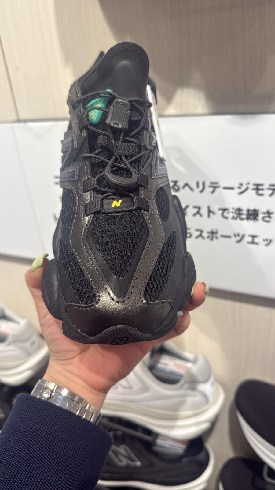 哇🤩日本限定呢對new balance 涼鞋官網斷曬貨！呢度有哦！ 每色一人限購一對！🤣🤣 New balance u9060 灰/黑 灰色only jp26.5 cm 黑色jp 22.5- 28cm