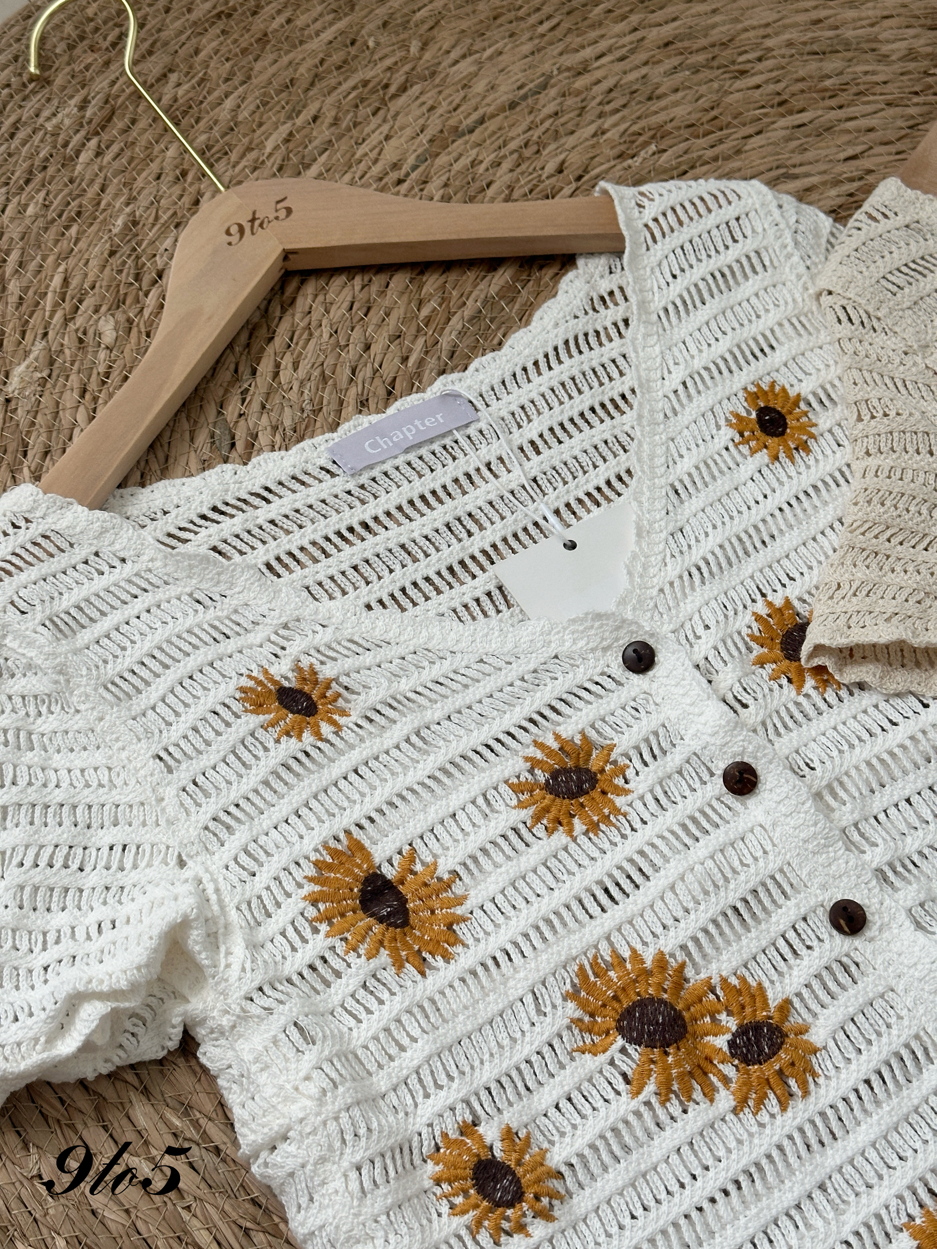 T4212 Sunflower Open-knit Cardigan - Beige & White