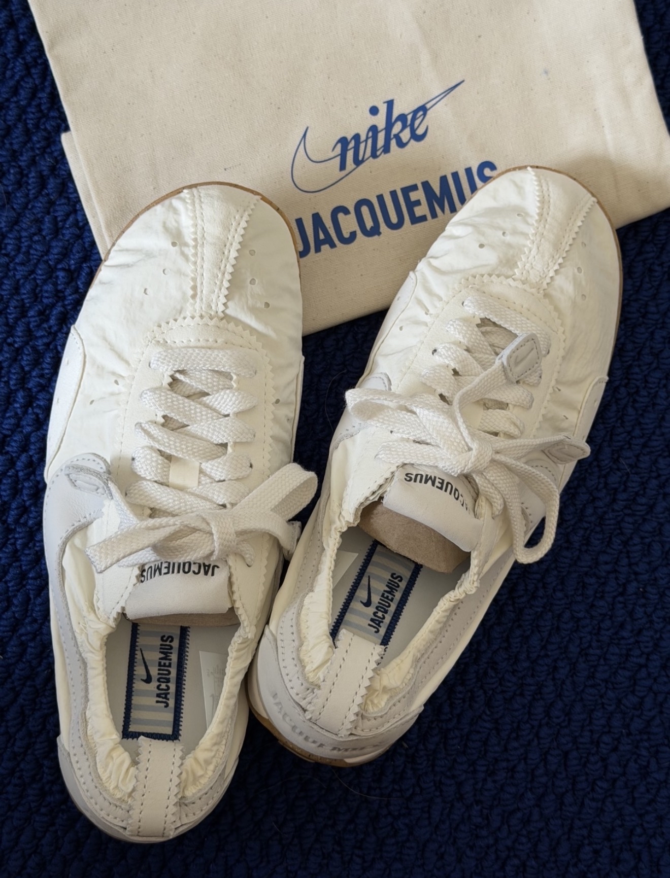 HV8547-002 Nike x Jacquemus Moon Shoe Soft Pearl HV8547-002