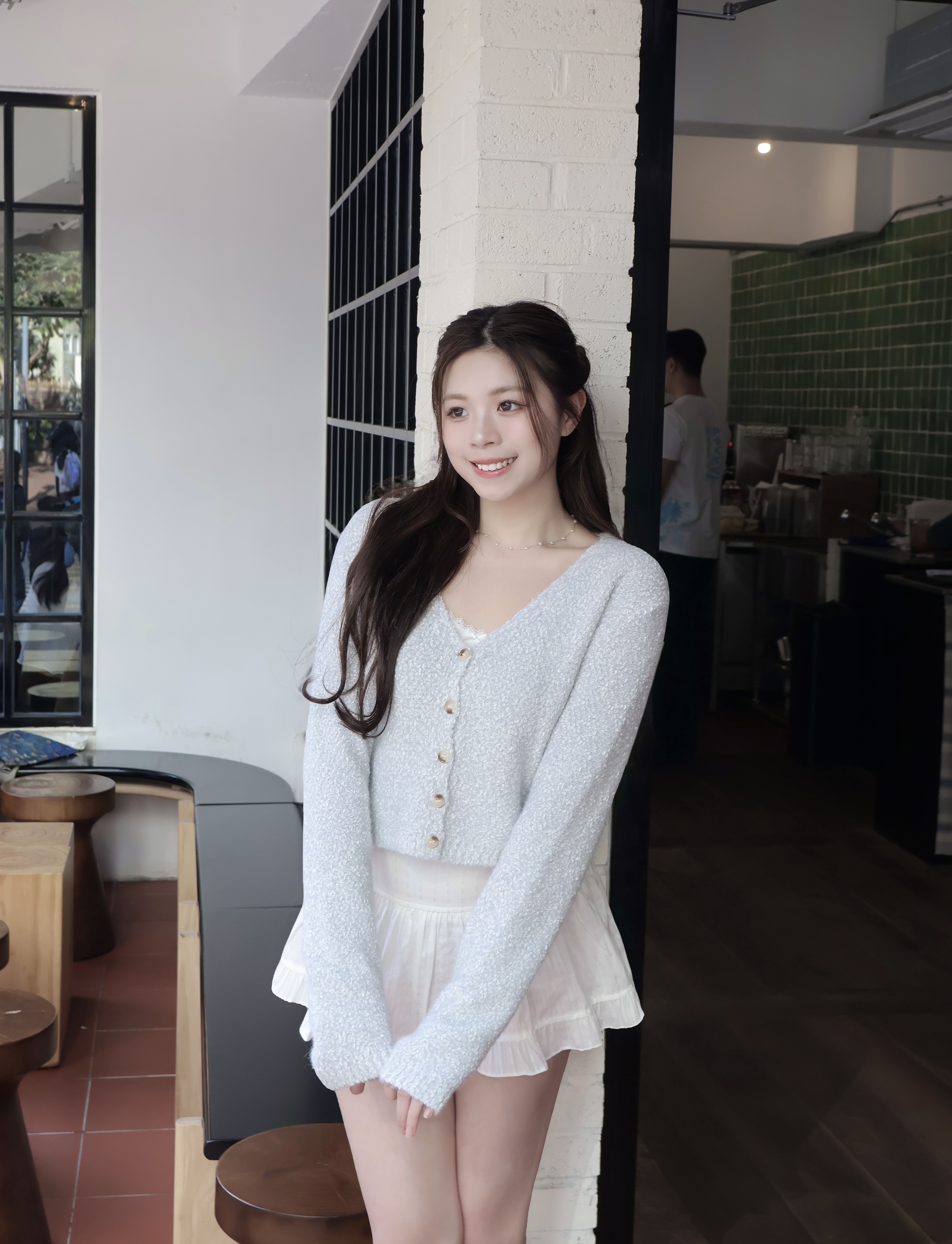 【 精緻女孩𝑷𝒊𝒄𝒌～紙片人！質感粒粒雪球配琥珀鈕扣兩穿上衣🩵】 Snowy Soft Cardigan Top(兩色入)