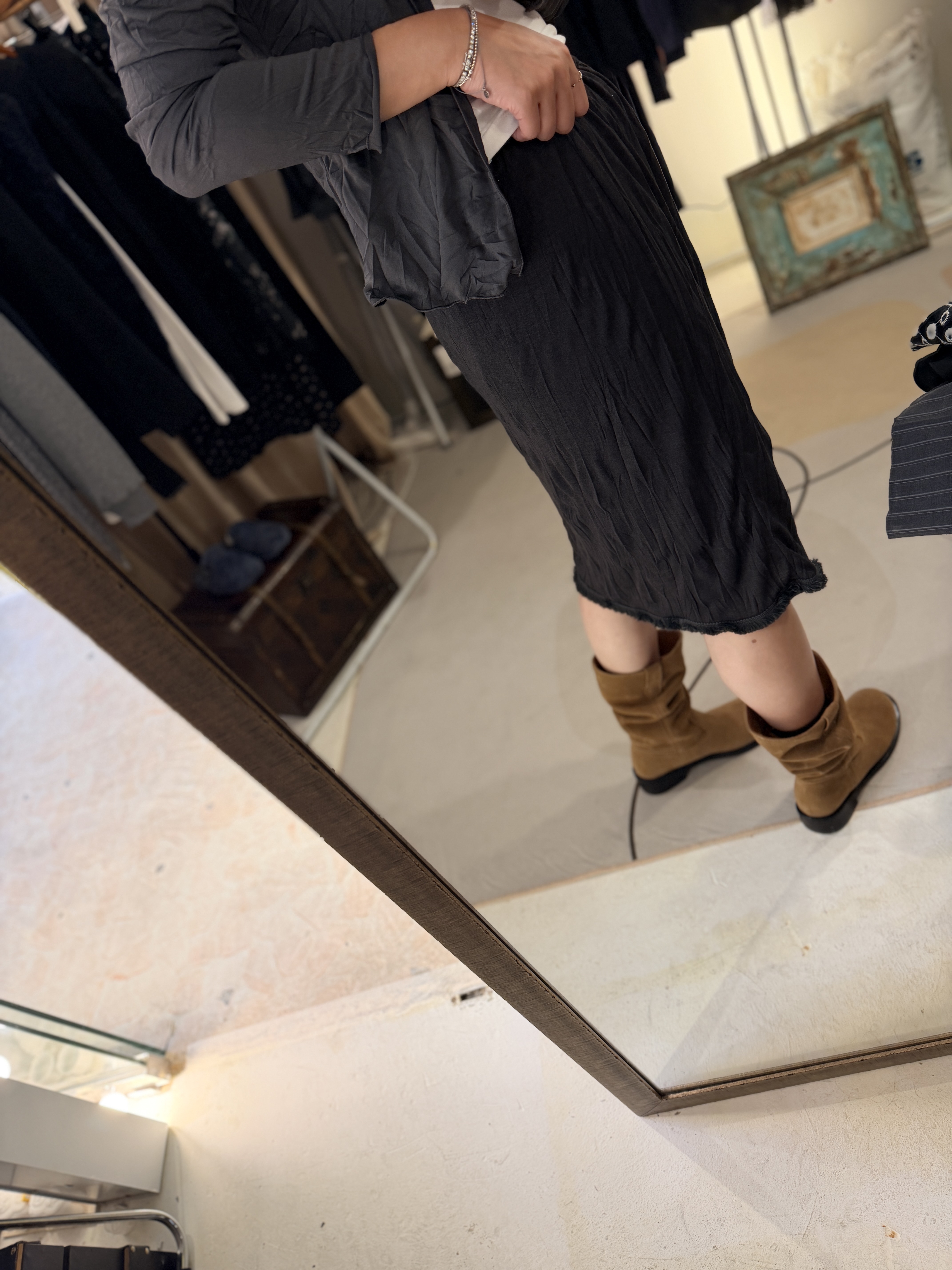 Stylish w/ fringe layer skirt