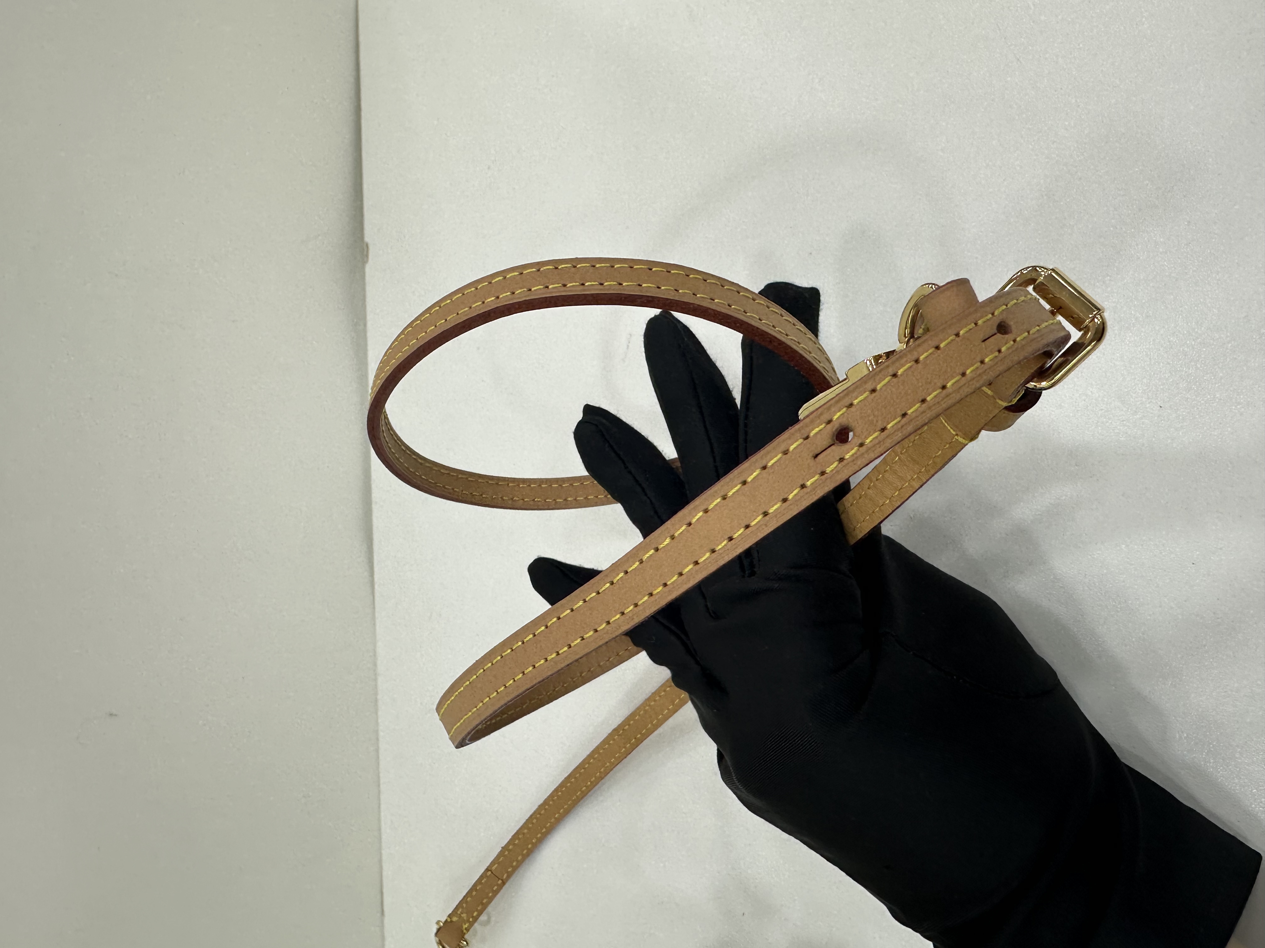 直播貨品 |  [1個-$100 2個-$300］GG07