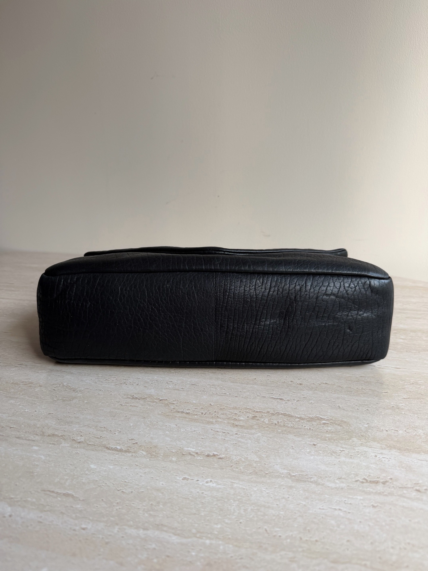 【預訂貨品】YSL黑色Calypso郵差包