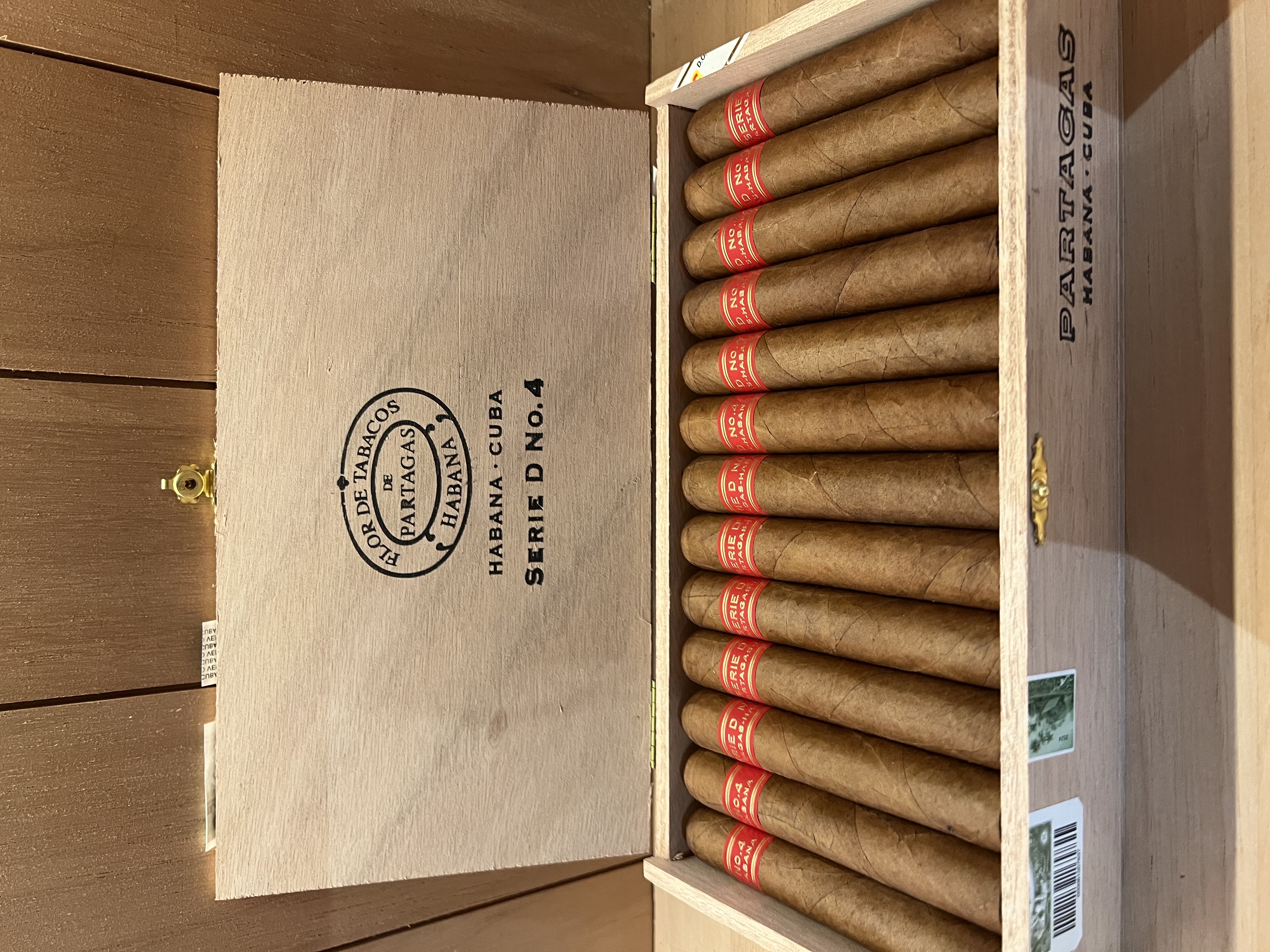 PARTAGAS SERIE帕特加斯D4（25支）