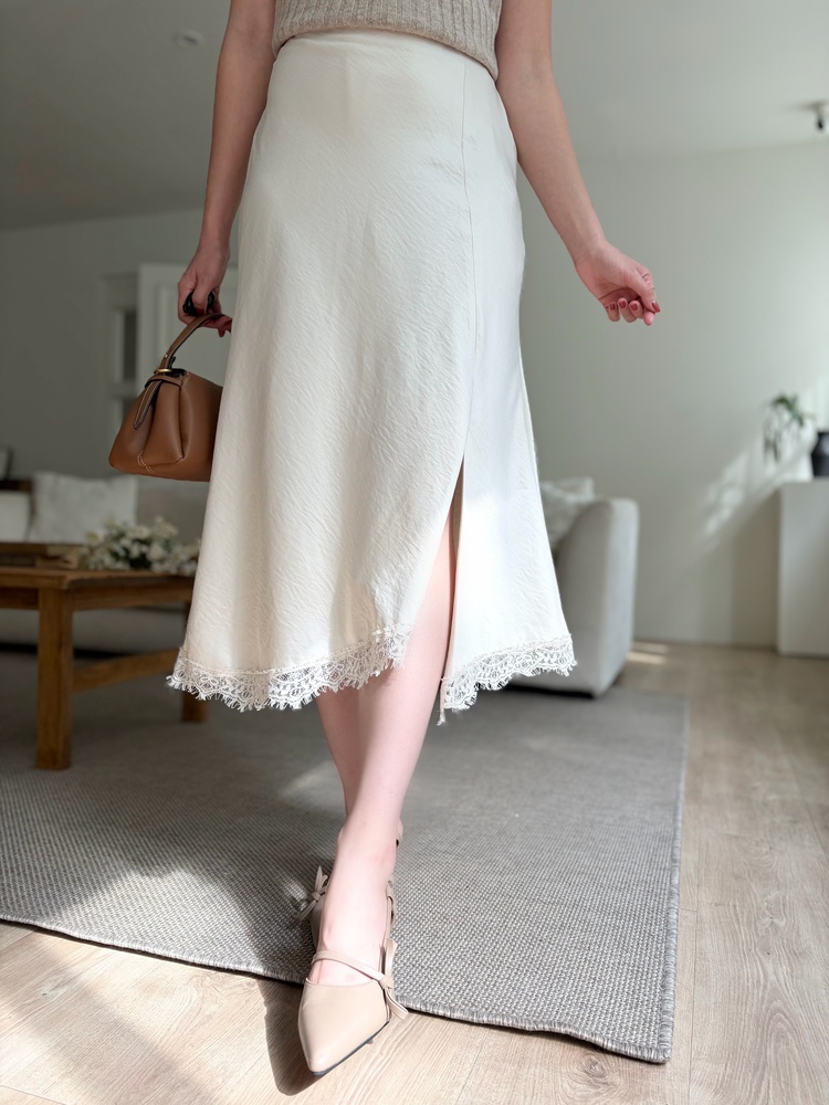 Lacie Asymmetric Skirt (Ivory)