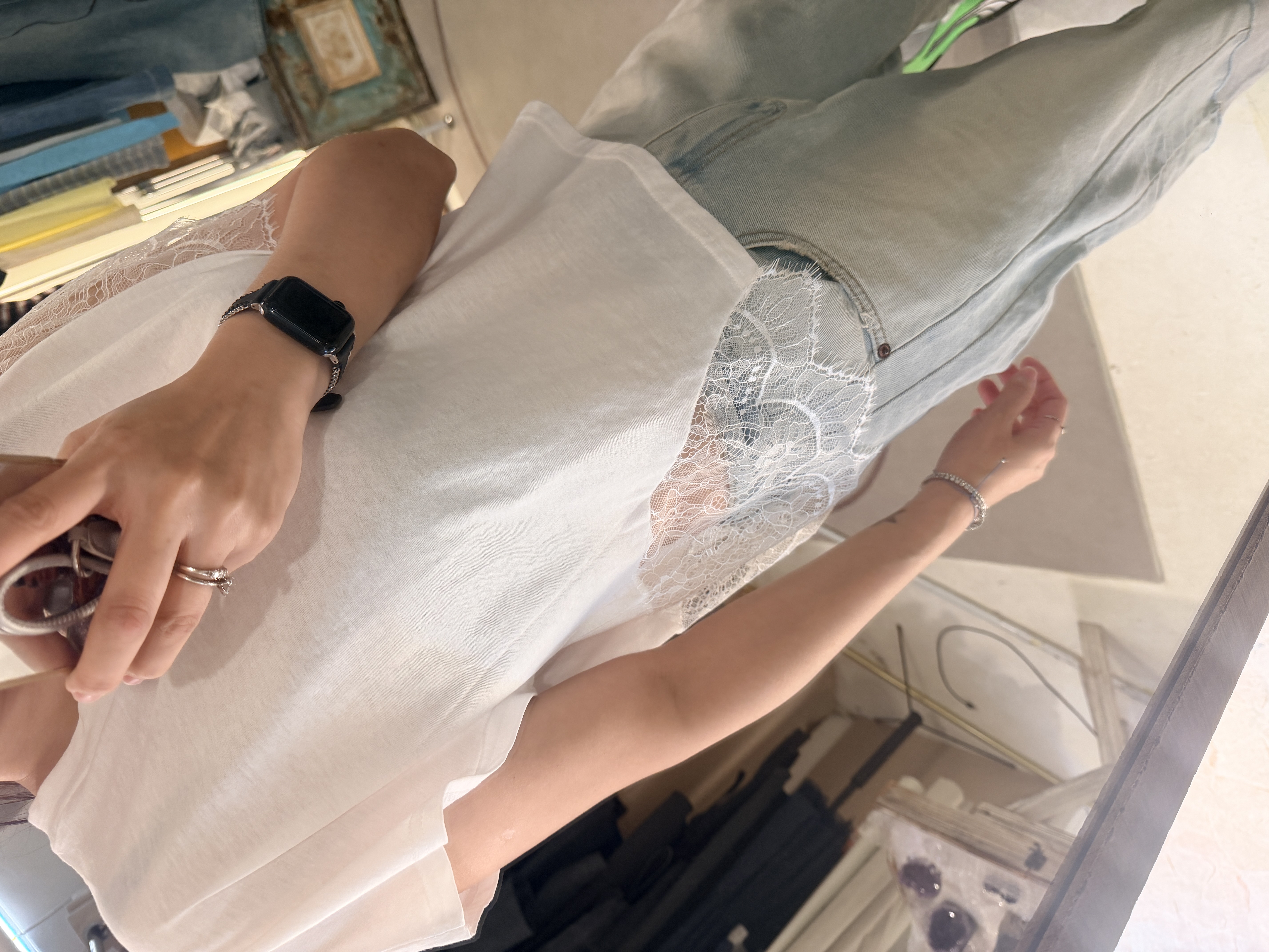 Soft lace tee