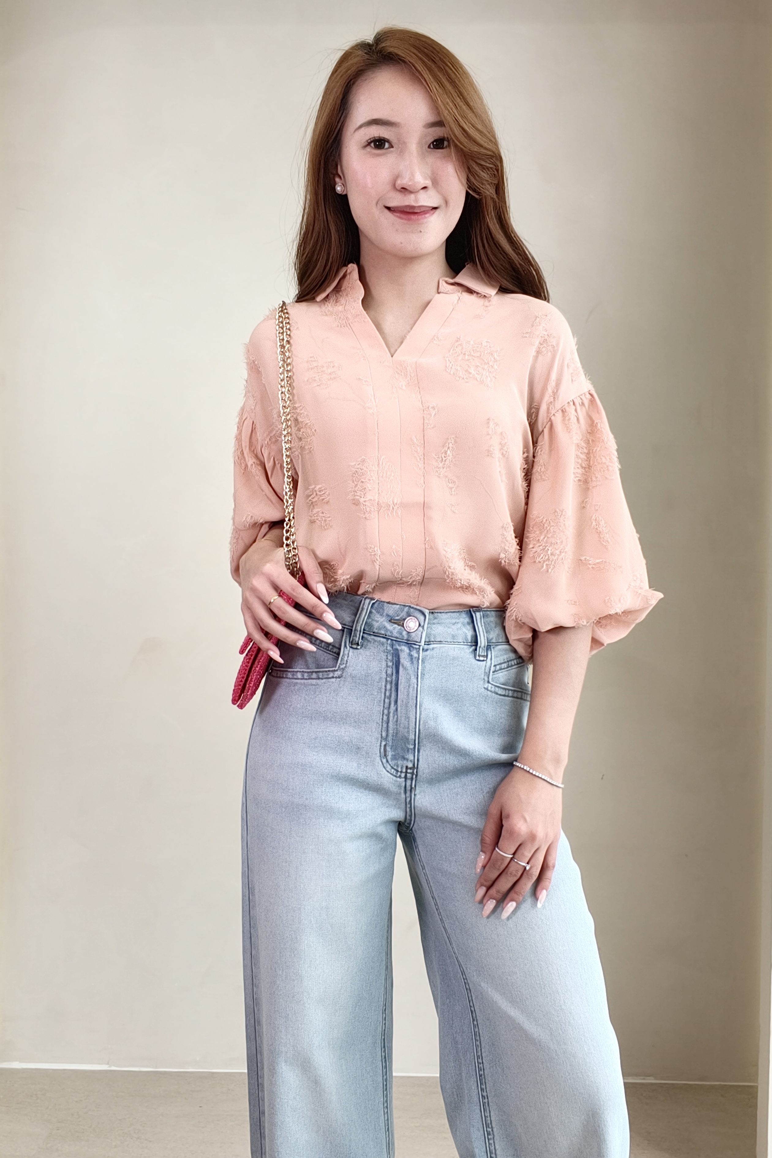 MF240614 Textured Floral Balloon Sleeve Blouse