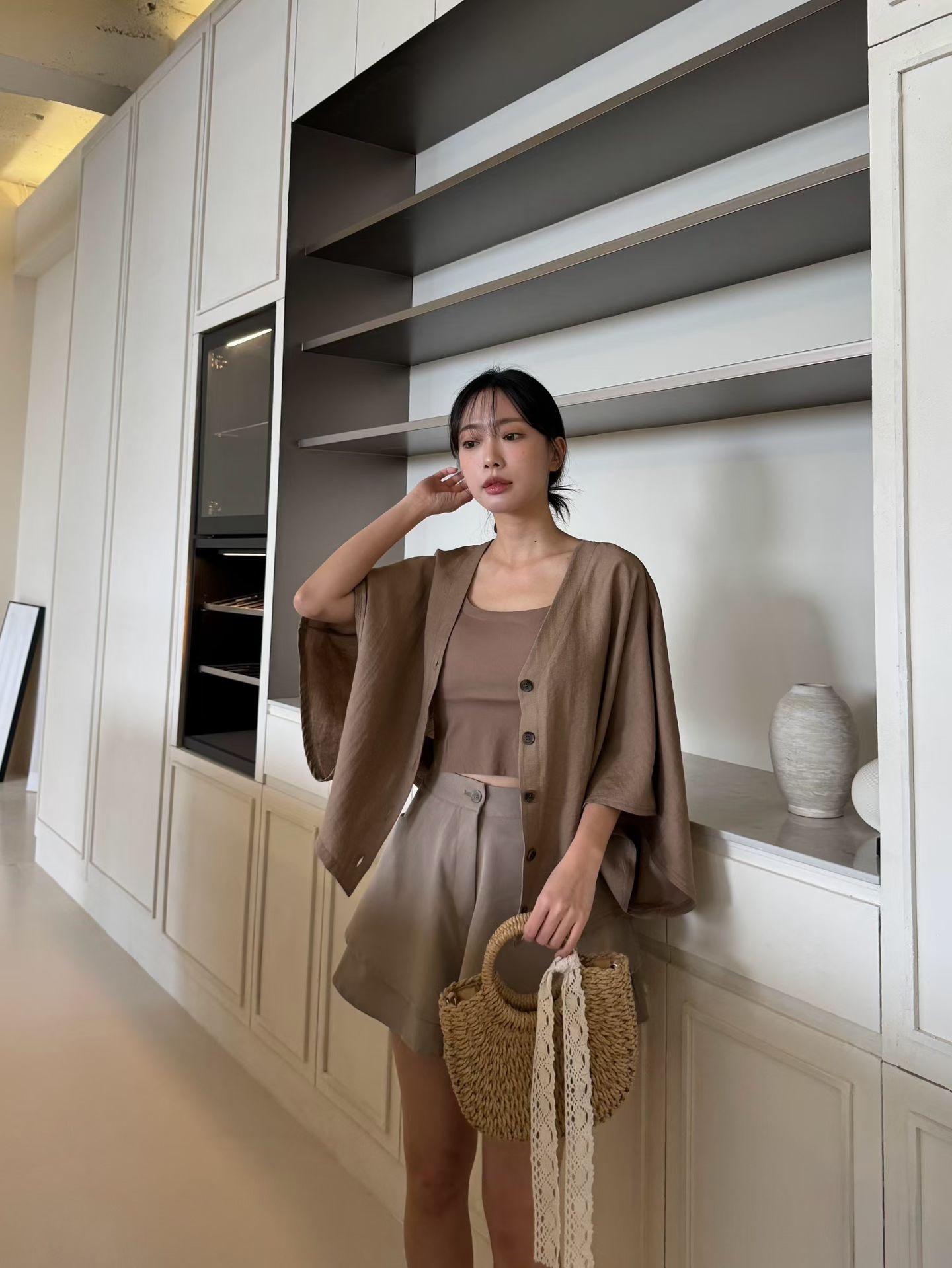 M9 V領開胸薄外套