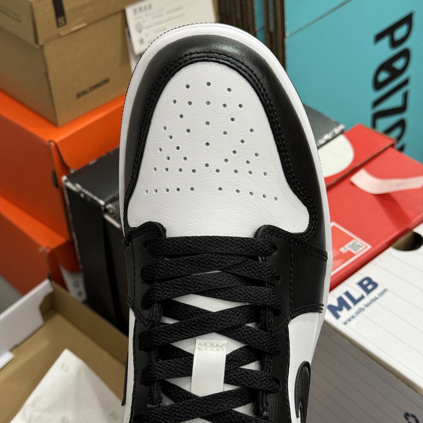 Nike Air Jordan 1 Low "Panda" DC0774-101