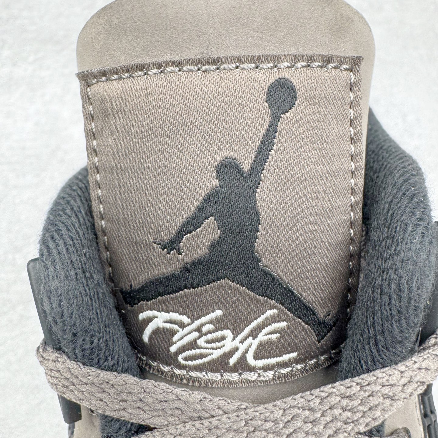 Air Jordan 4 Retro 'Cave Stone' FV5029-200