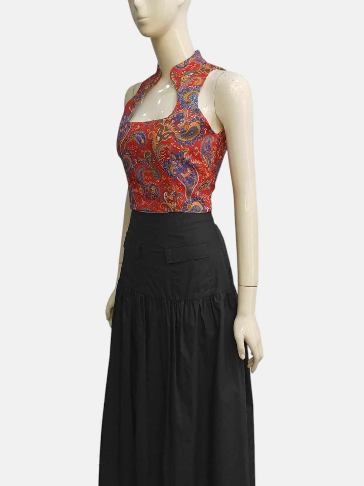 Heritage Bloom Cut Out Top M227