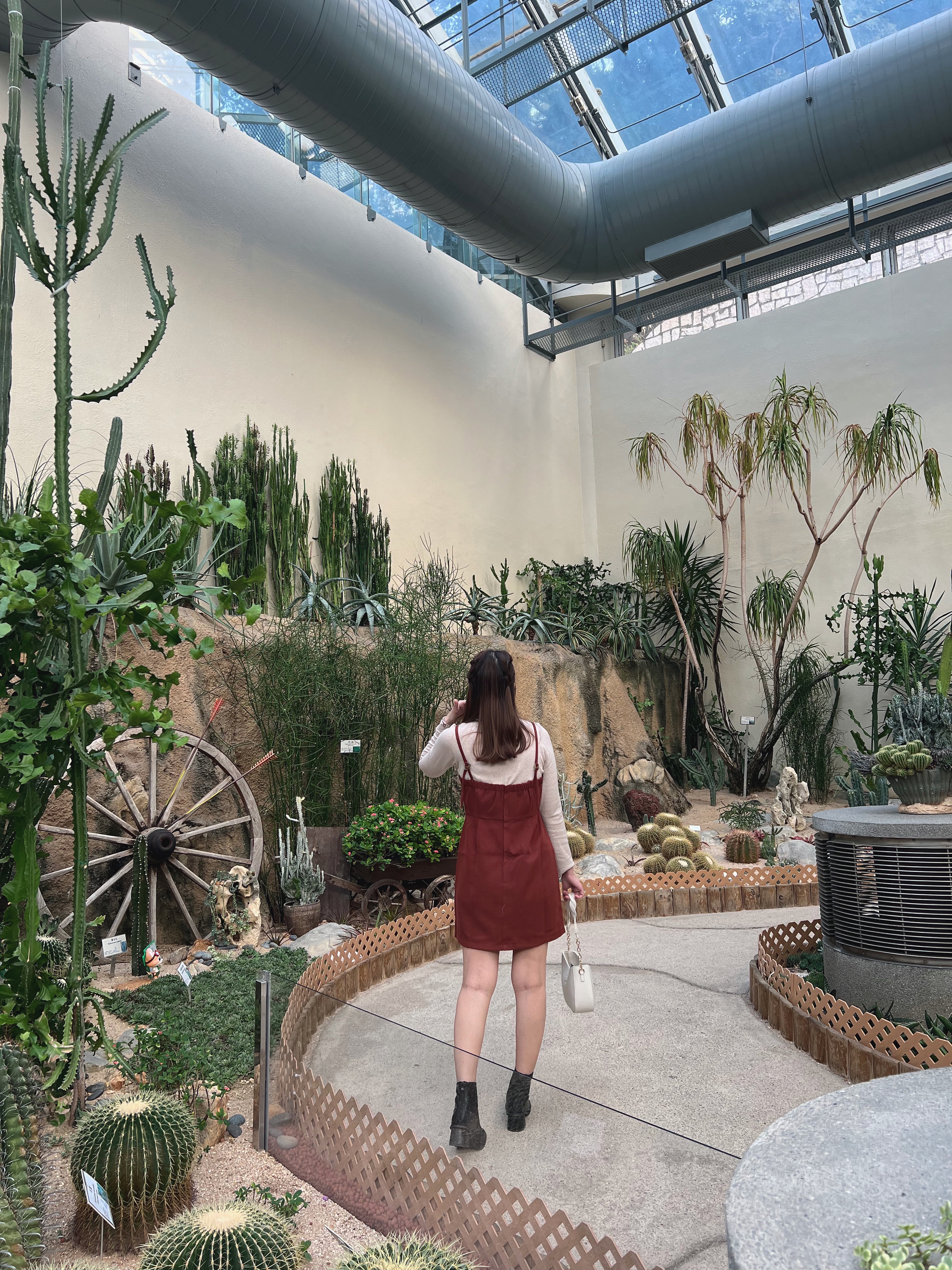 一SET兩件～<限量現貨> 木耳邊Knit Top + 細帶OPS SET