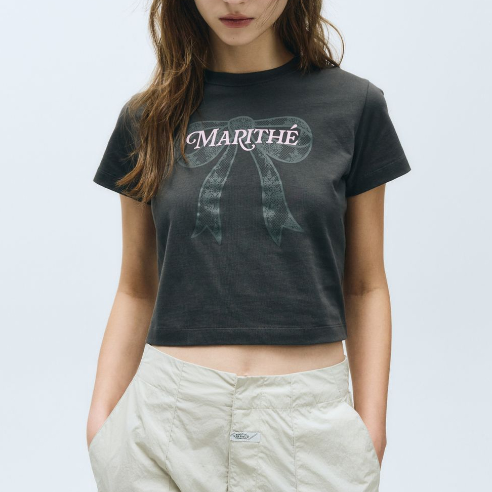 [MARITHE]★25SS★韓国人気★W RIBBON GRAPHIC CROP TEE W RIBBON GRAPHIC CROP TEE white - MARITHÉ+FRANҪOIS GIRBAUD