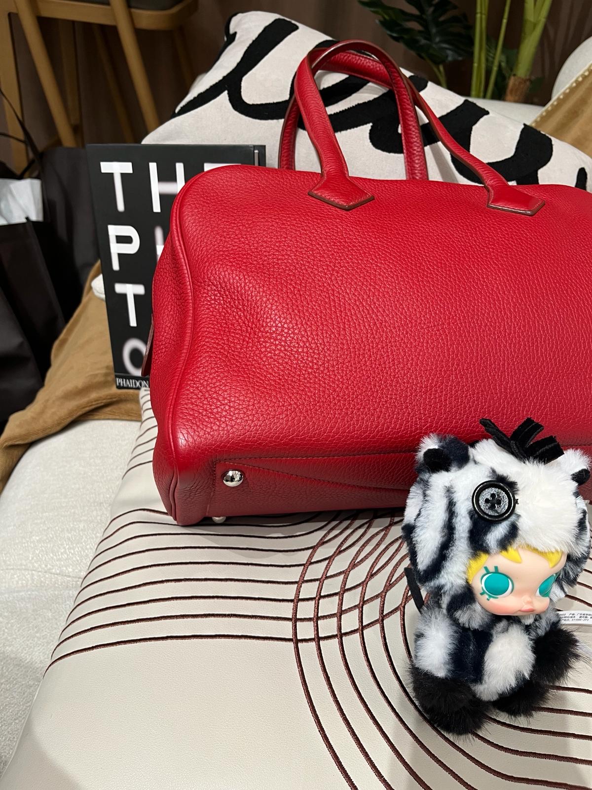 Hermes Victoria 35,STAMP[R] 100%Authentic ,95%new  ✅key lockpad✅dust bag