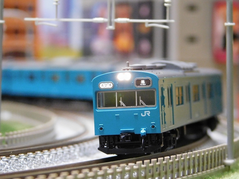 TOMIX 98495 + 98496 JR 103系通勤電車（JR西日本仕様・黒サッシ・スカイブルー）6両編組
