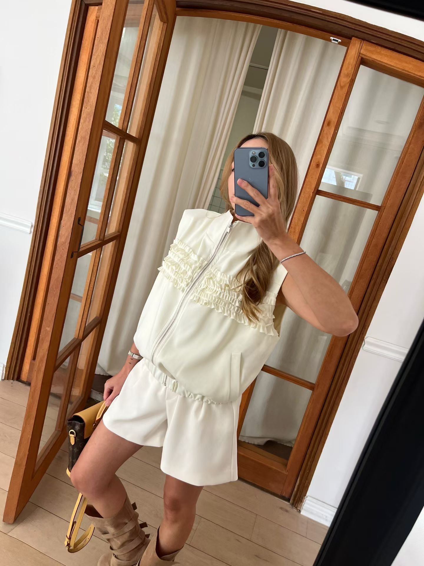 B14 高領拉鍊短版背心