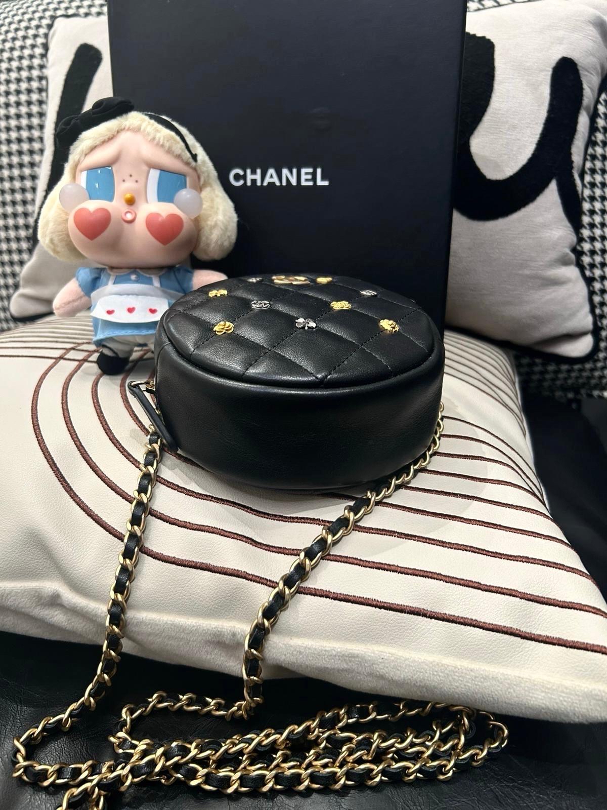 Chanel round chain bag A81620 ,100%Authentic,98%new ✅card✅dust bag ✅Box