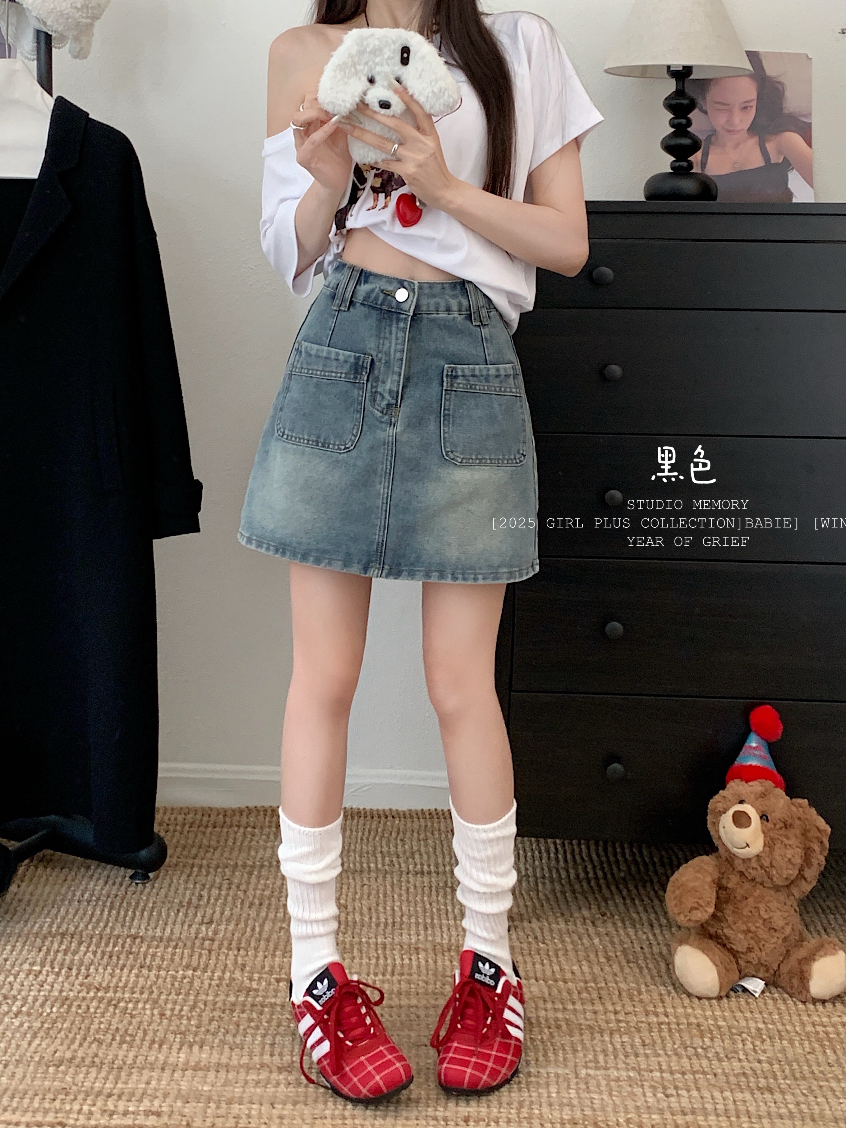 B165(65532) 韩版复古JEANS前部双大口袋蓝短裙 