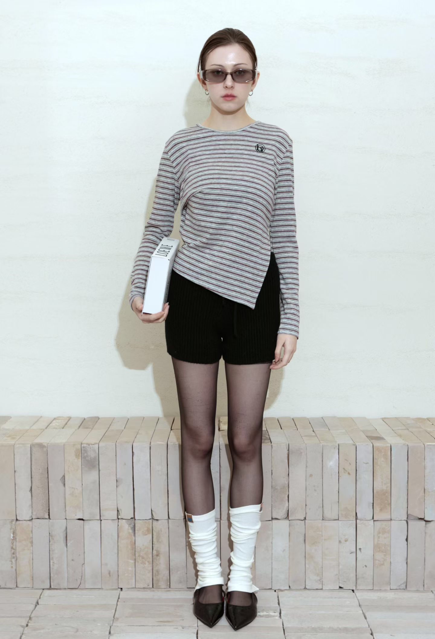 Details strips spand tee