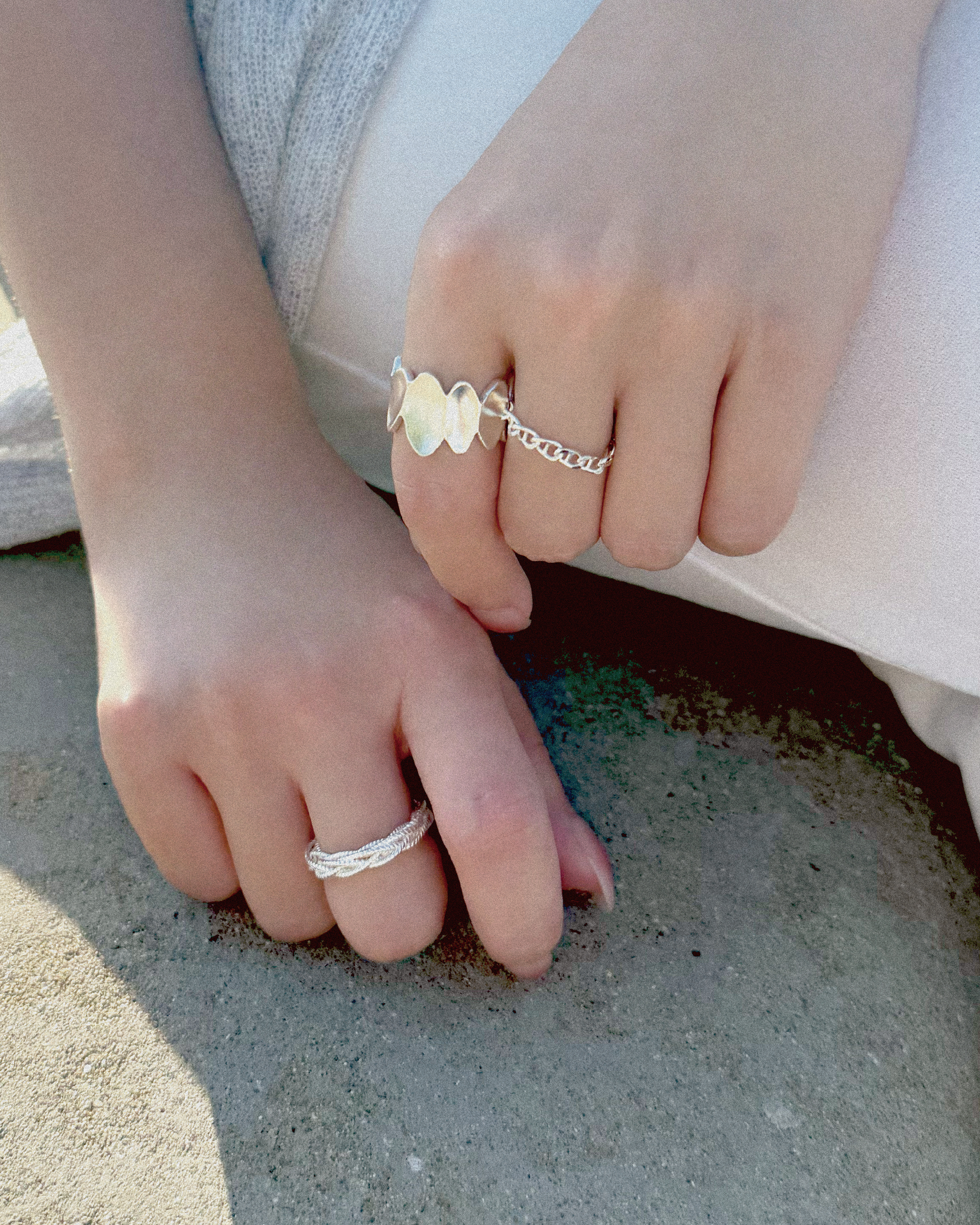 Eggshell Curve Ring 