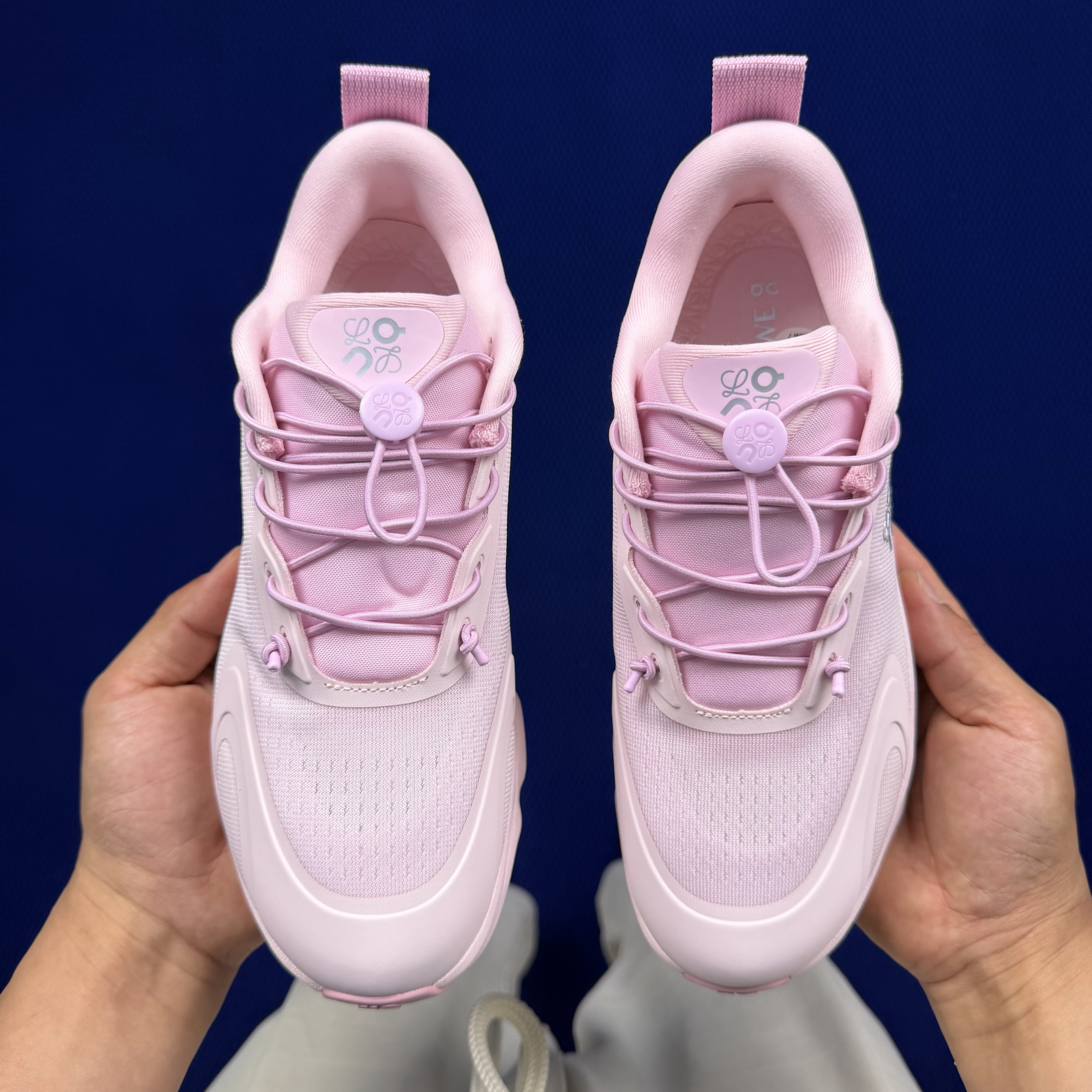 Loewe x On Cloudsolo