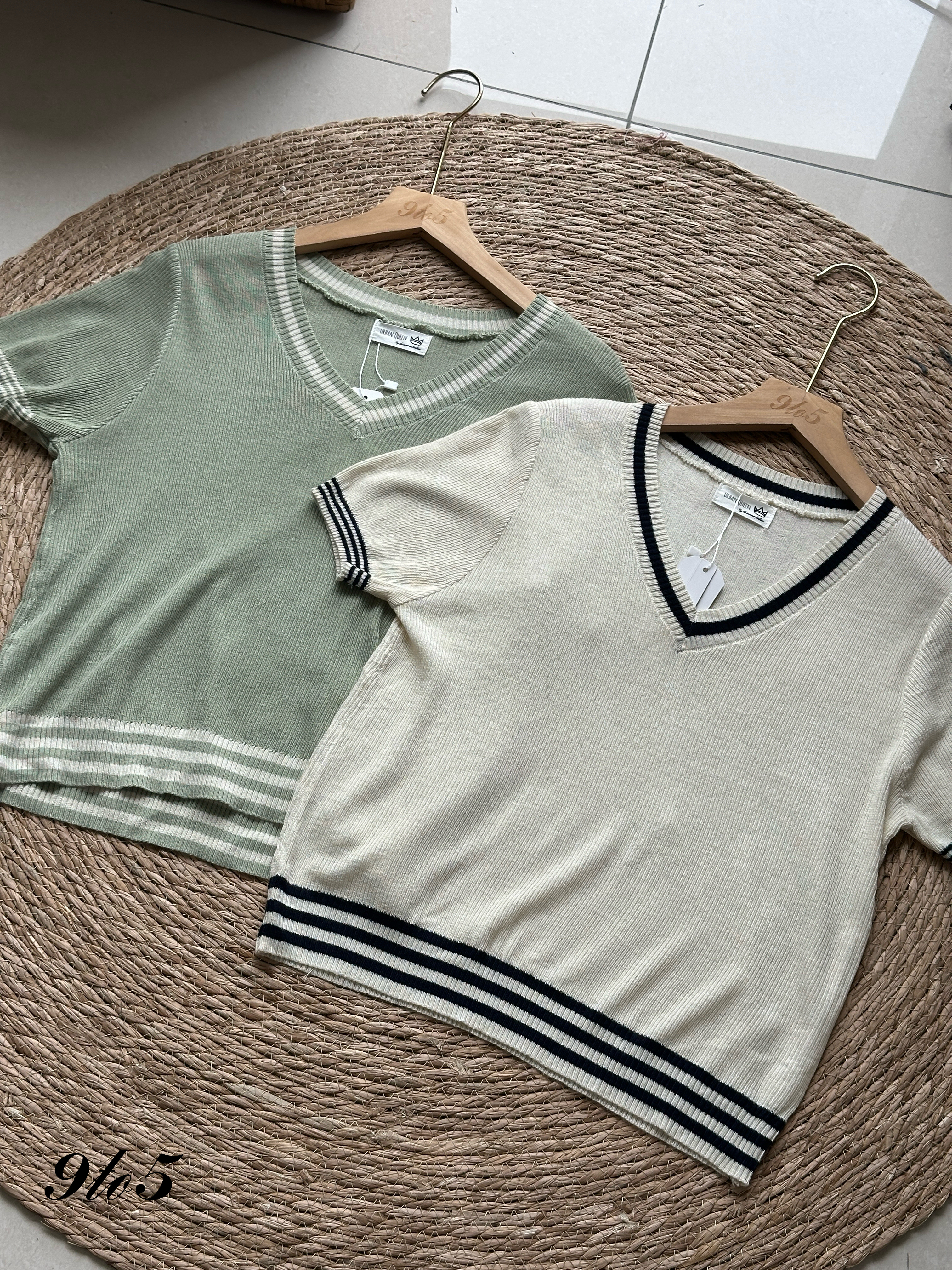 T4110 V Neck Knit Top - 4 Colors 