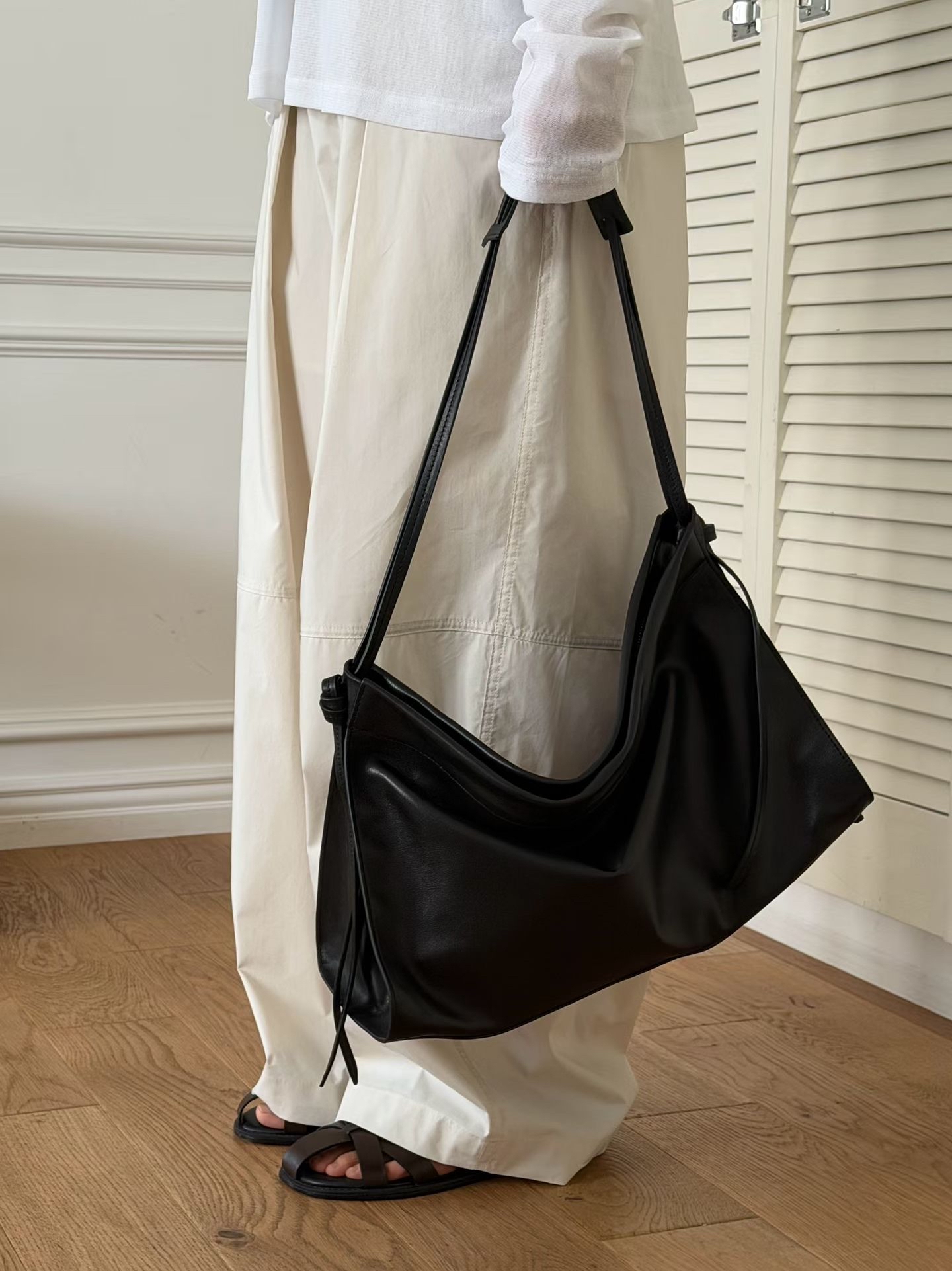 Italy calf leather bag