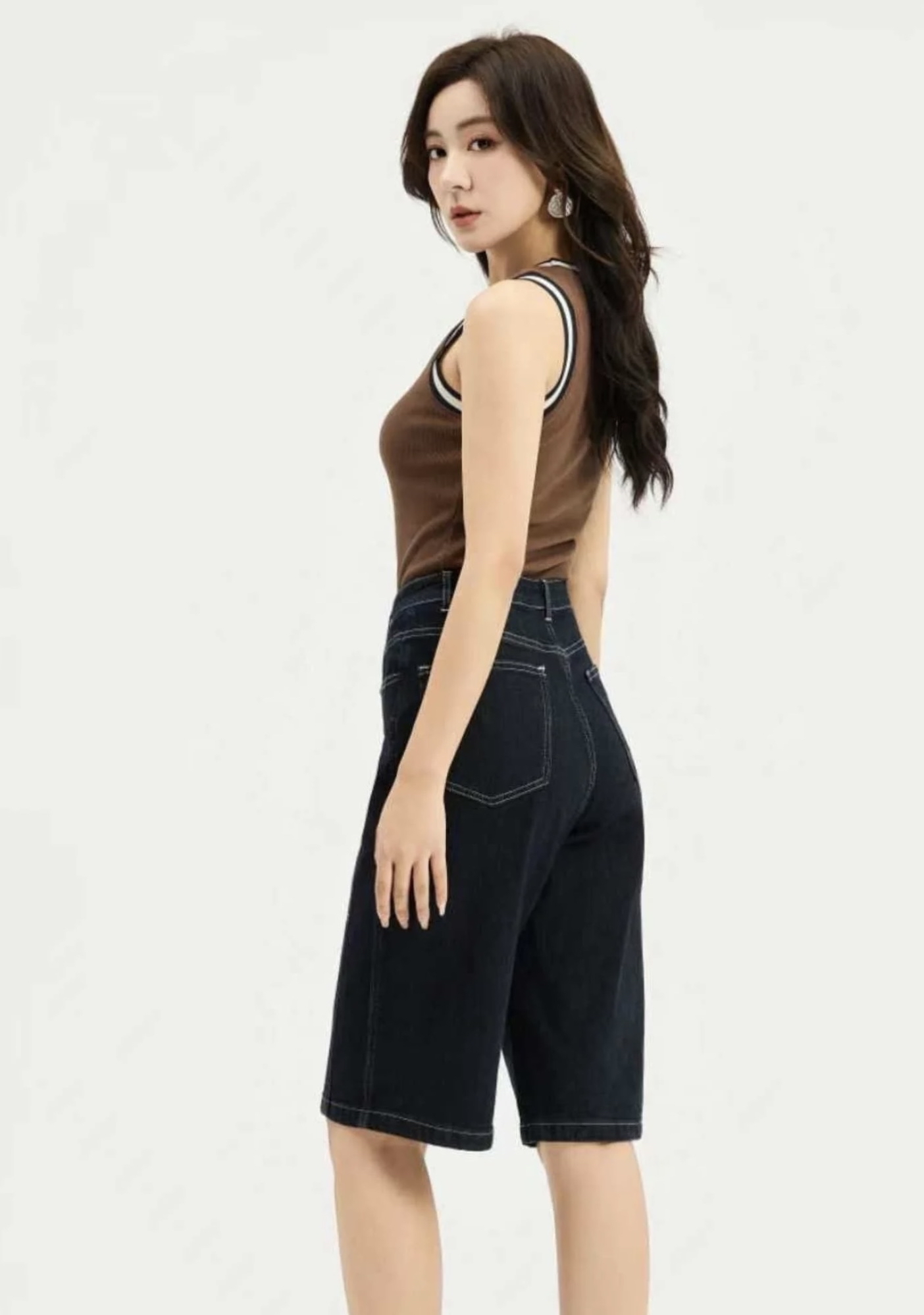 13241251 Classic Tailored Denim Shorts