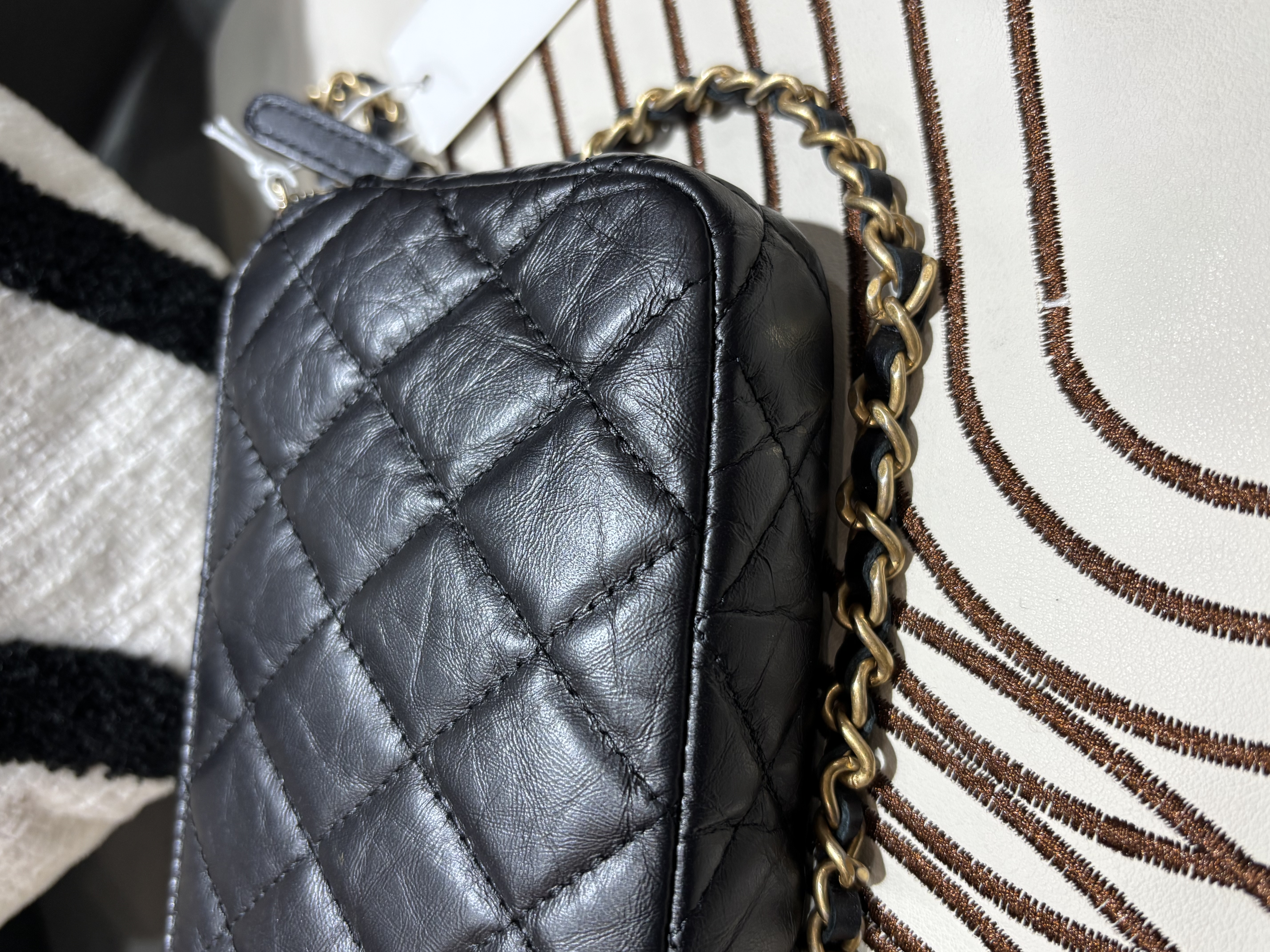 Chanel Double Zip Clutch With Chain Black Quilted Aged Calfskin Lucky Charms 2.55 Reissue Gold Hardware 100%Authentic ,98%new ✅25card ✅box