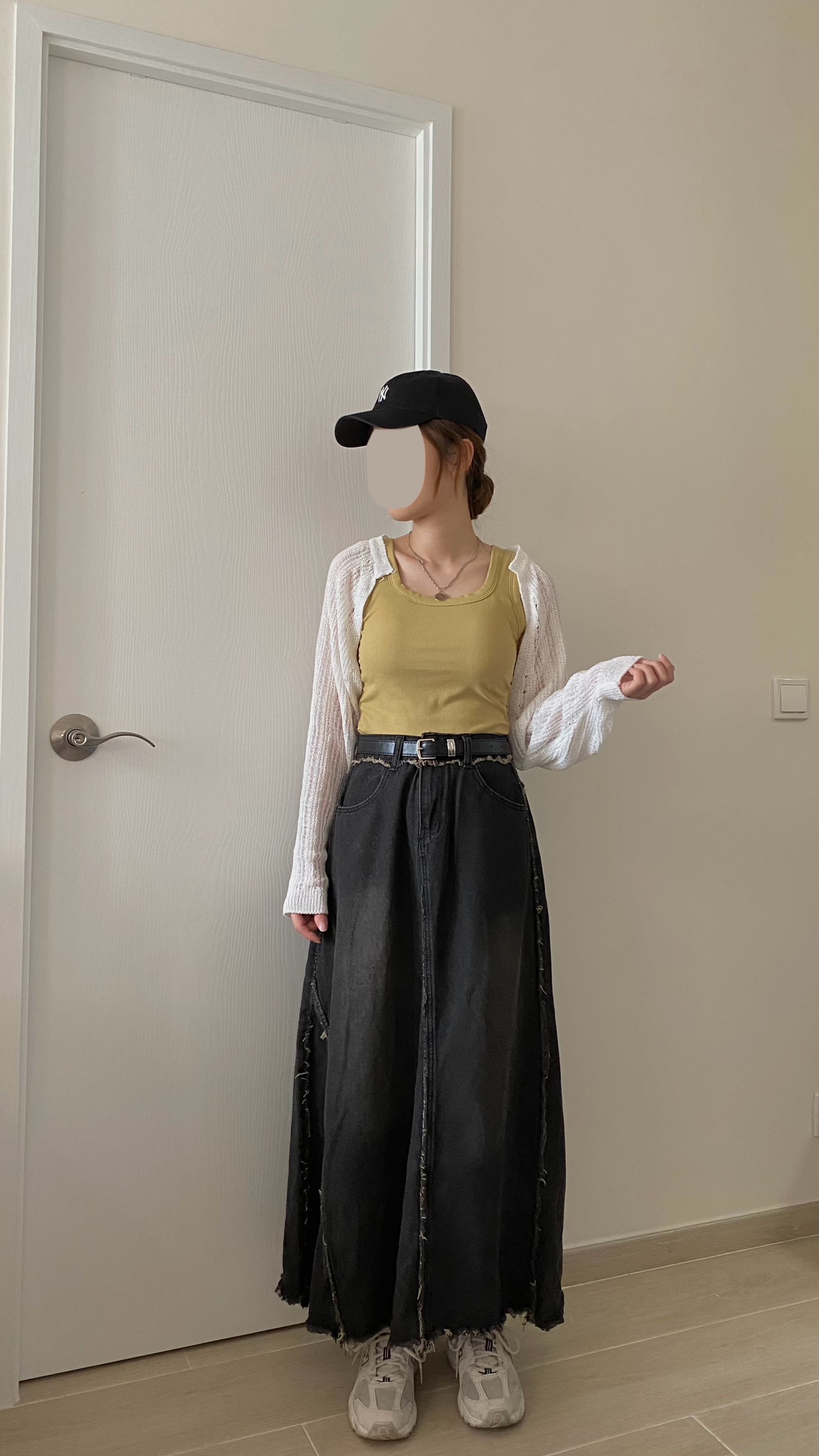 超高詢問度鏤空外套