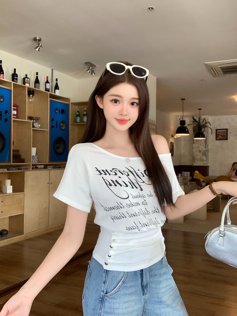 B336(23905) 美式时尚甜酷风斜领DIFFERENT排钮褶皱腰设计感3色上衣 