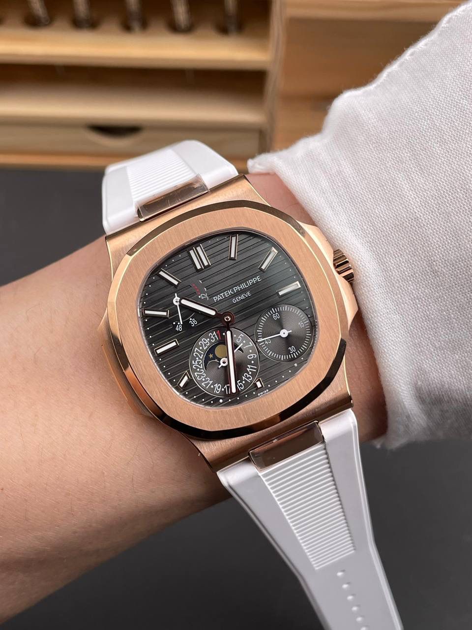 百达鹦鹉螺5712 玫金黑褐盘/40mm/240机/白胶带款🔥🔥