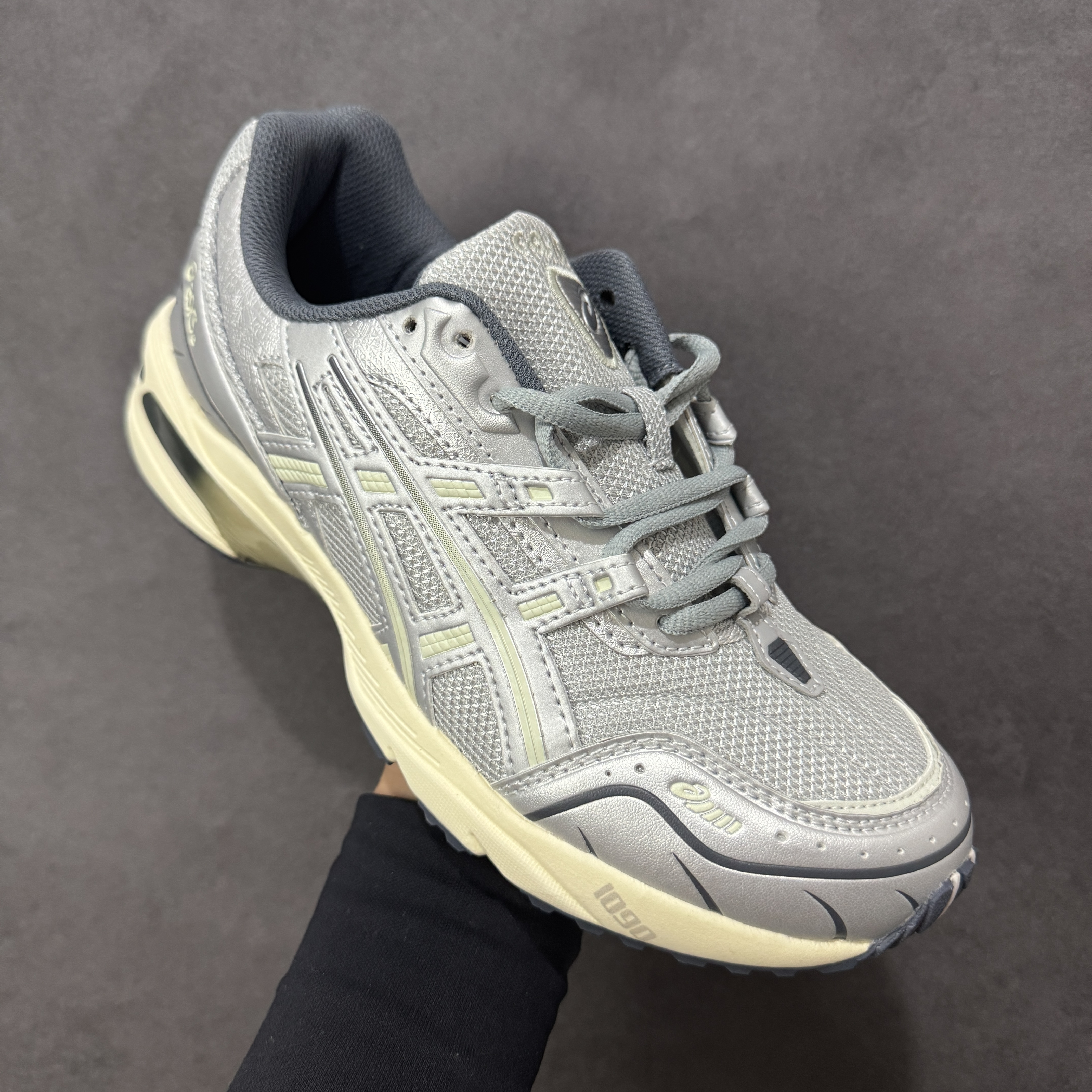 Asics GEL-1090 1203A241-020