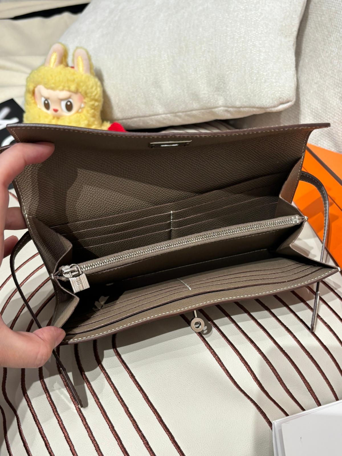 Hermes Kelly wallet STAMP D 大象灰 100%Authentic, 98%New ✅收據✅Box