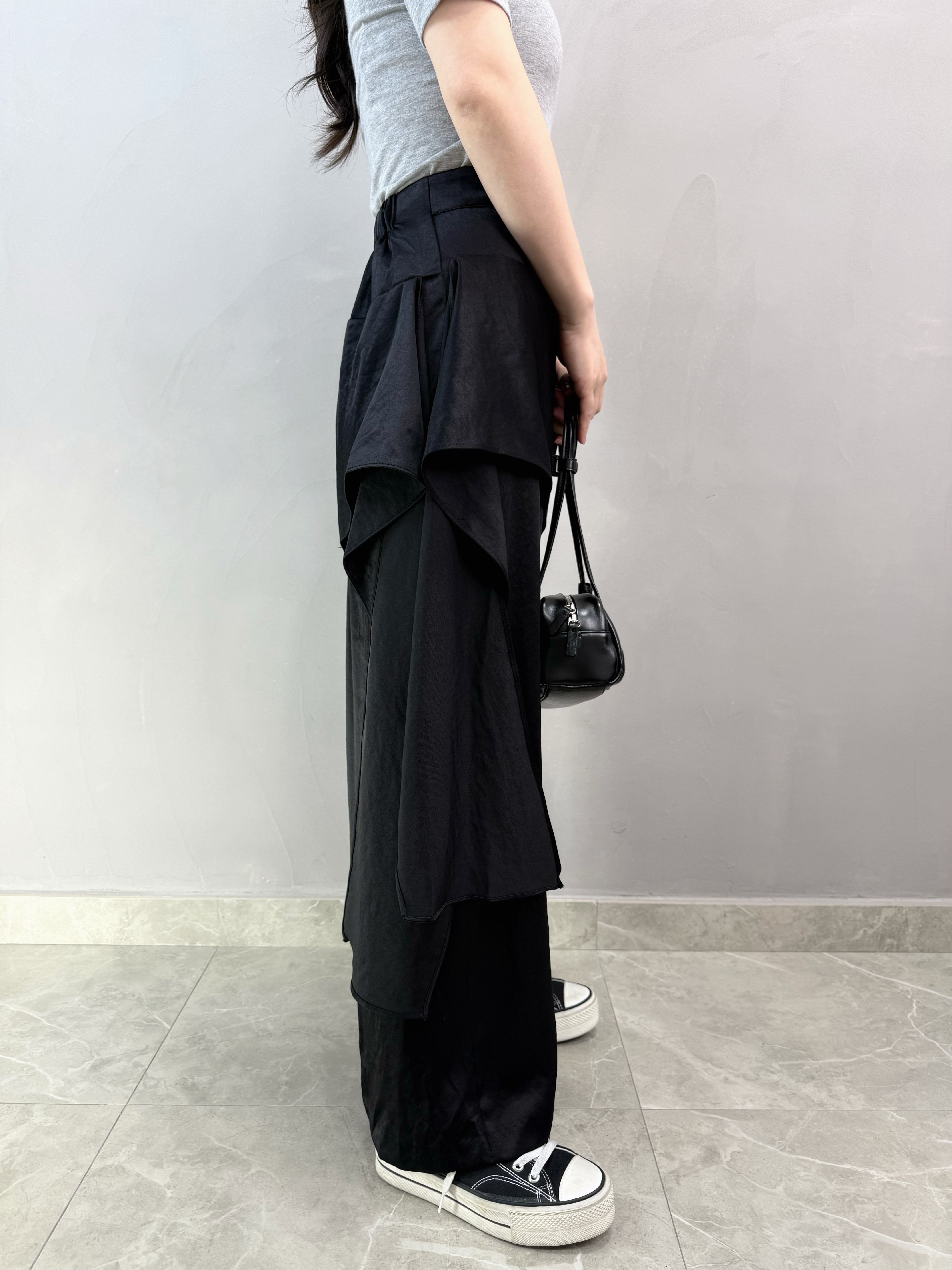 L77 設計感絲質裙