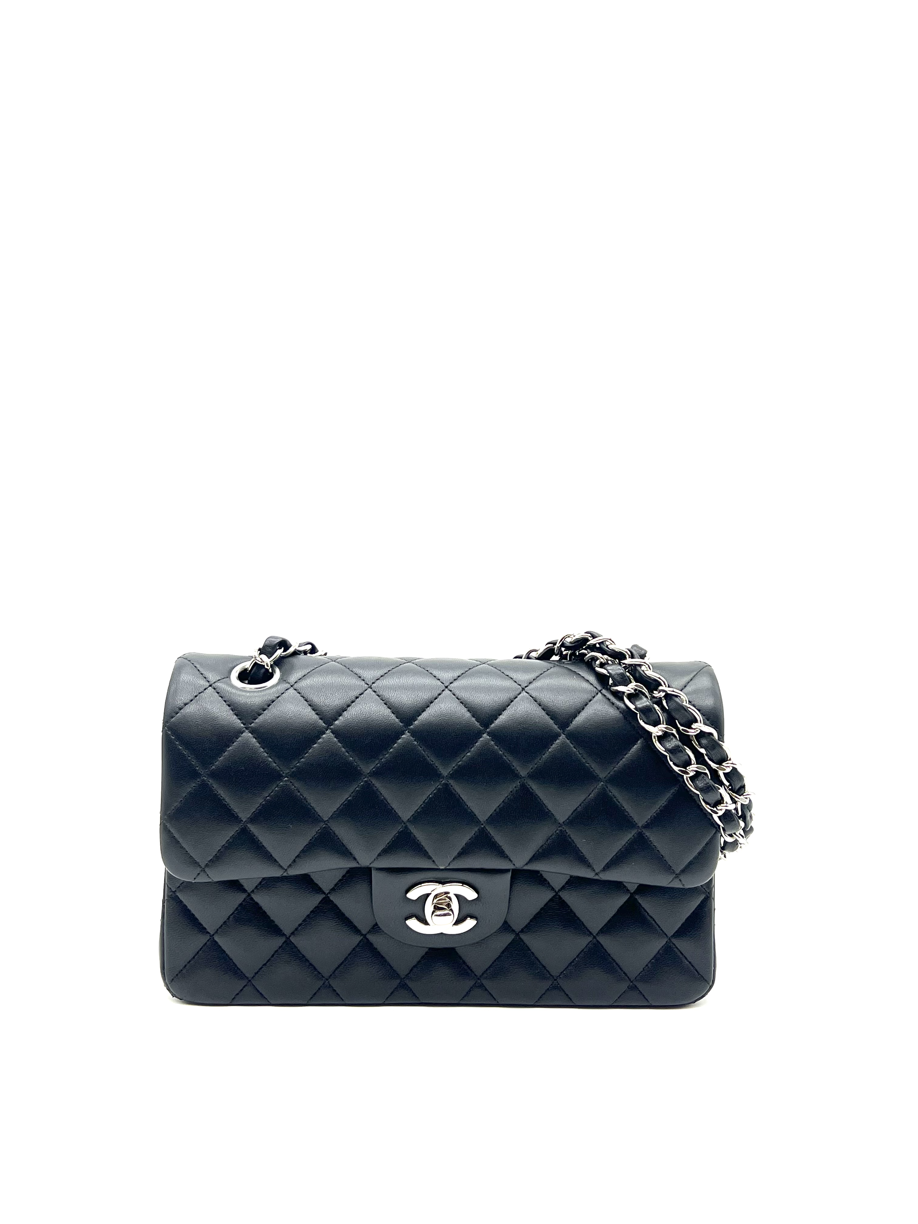 Pre-Owned CHANEL Classic Flap / Product Code: 26050705