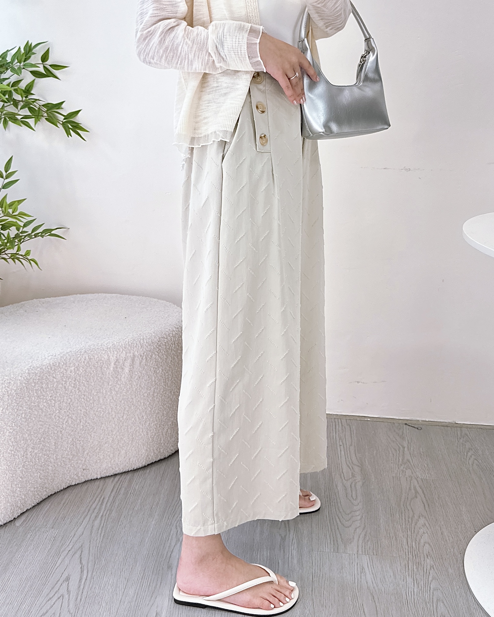 ESP-斯文高質𠝹爛滑斜布闊褲