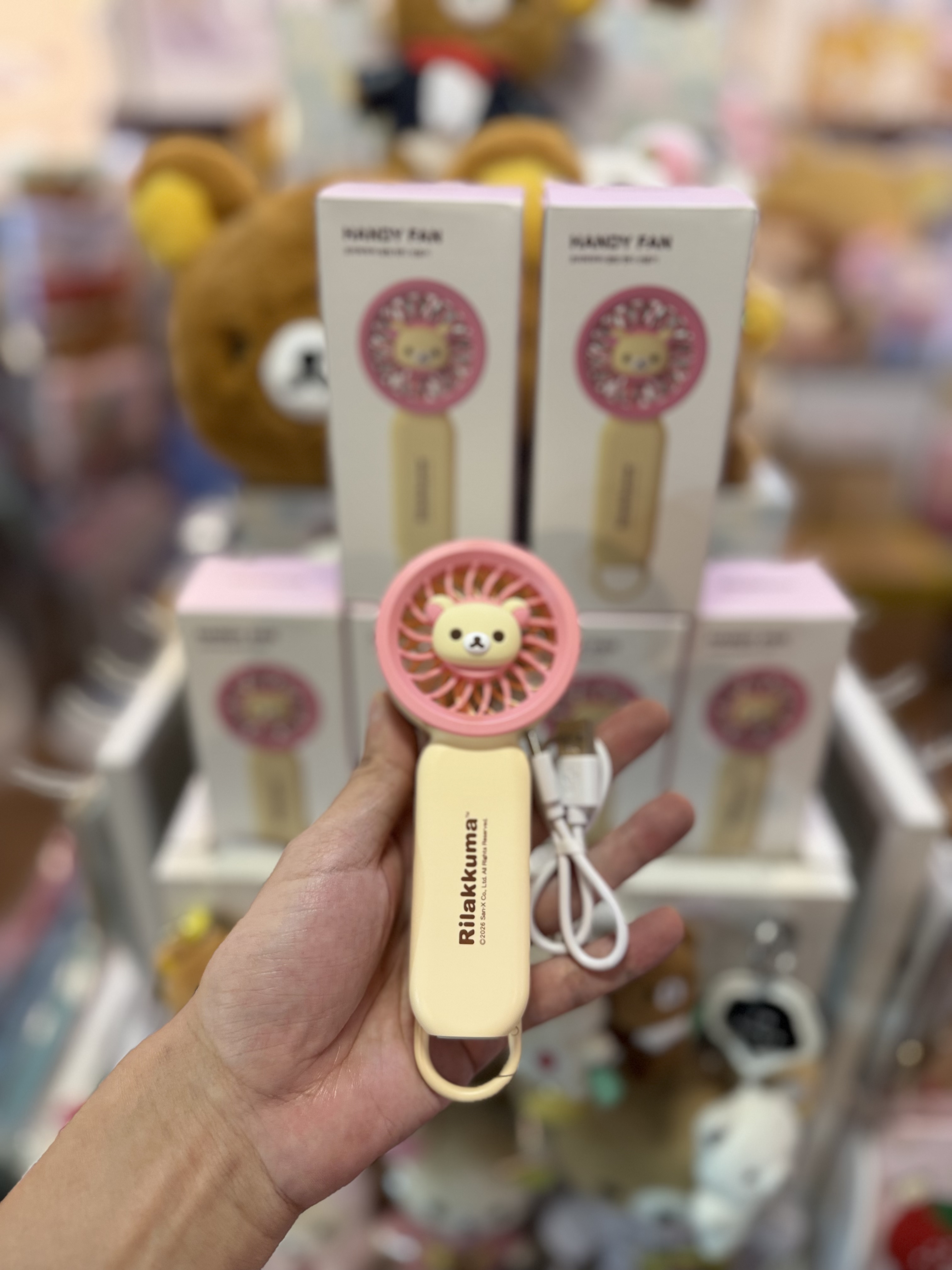 ⭕️留意此商品只能寄香港及澳門地區！ ⭕️留意此商品只能寄香港及澳門地區！ 《現貨》全新韓國限定小白熊風扇