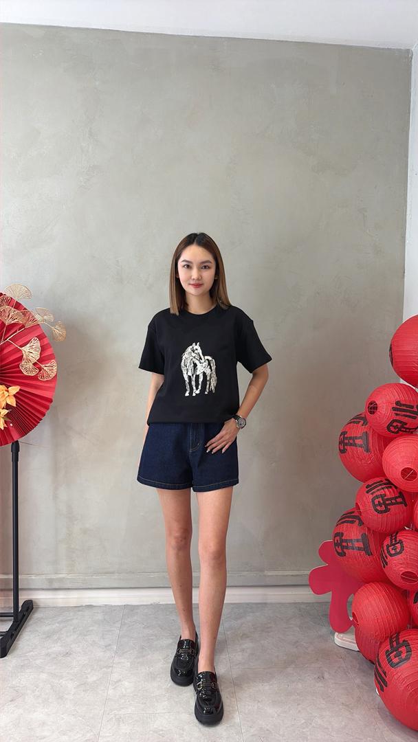 CB2659 HORSE EMBD WOMEN TOP