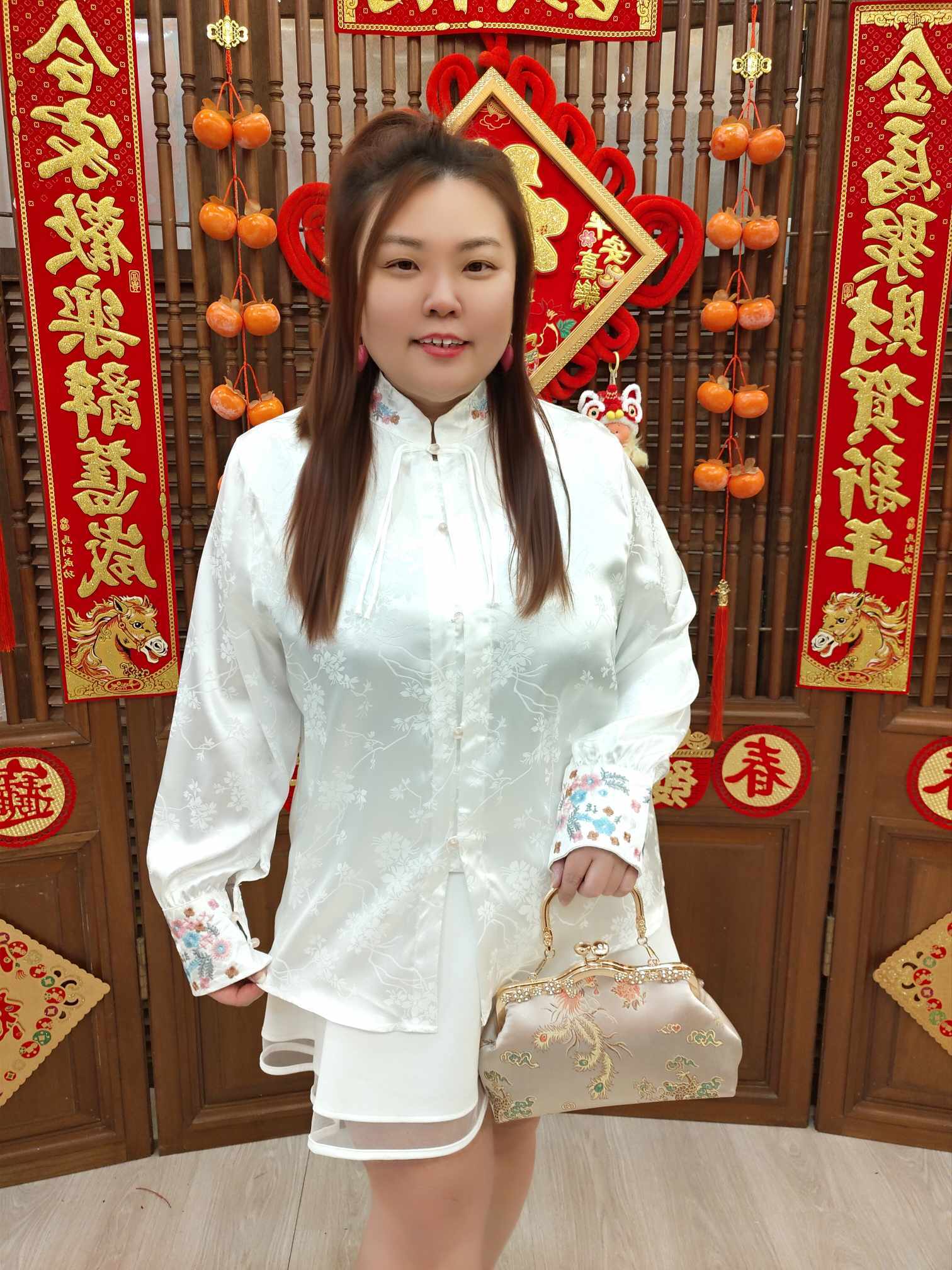 DBC10 刺绣图设计长袖新中式上衣 (100-125CM)