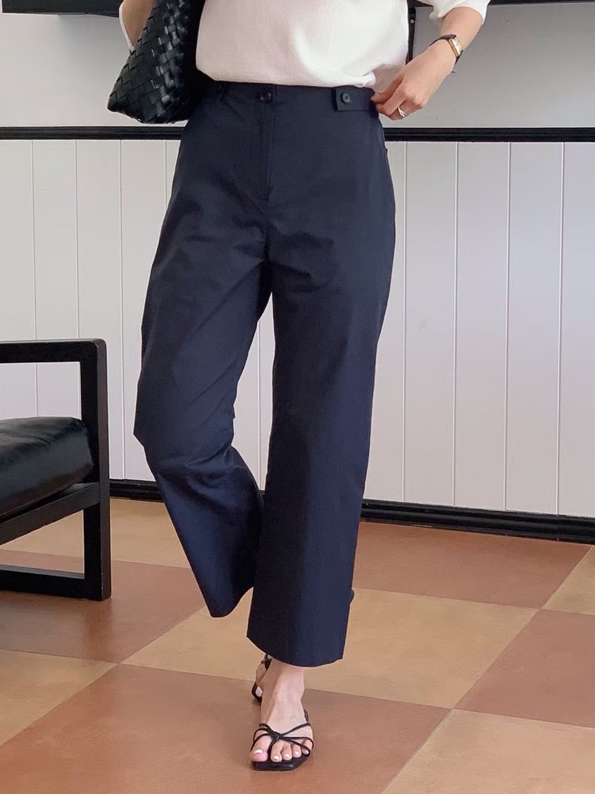 輕薄舒服直筒褲