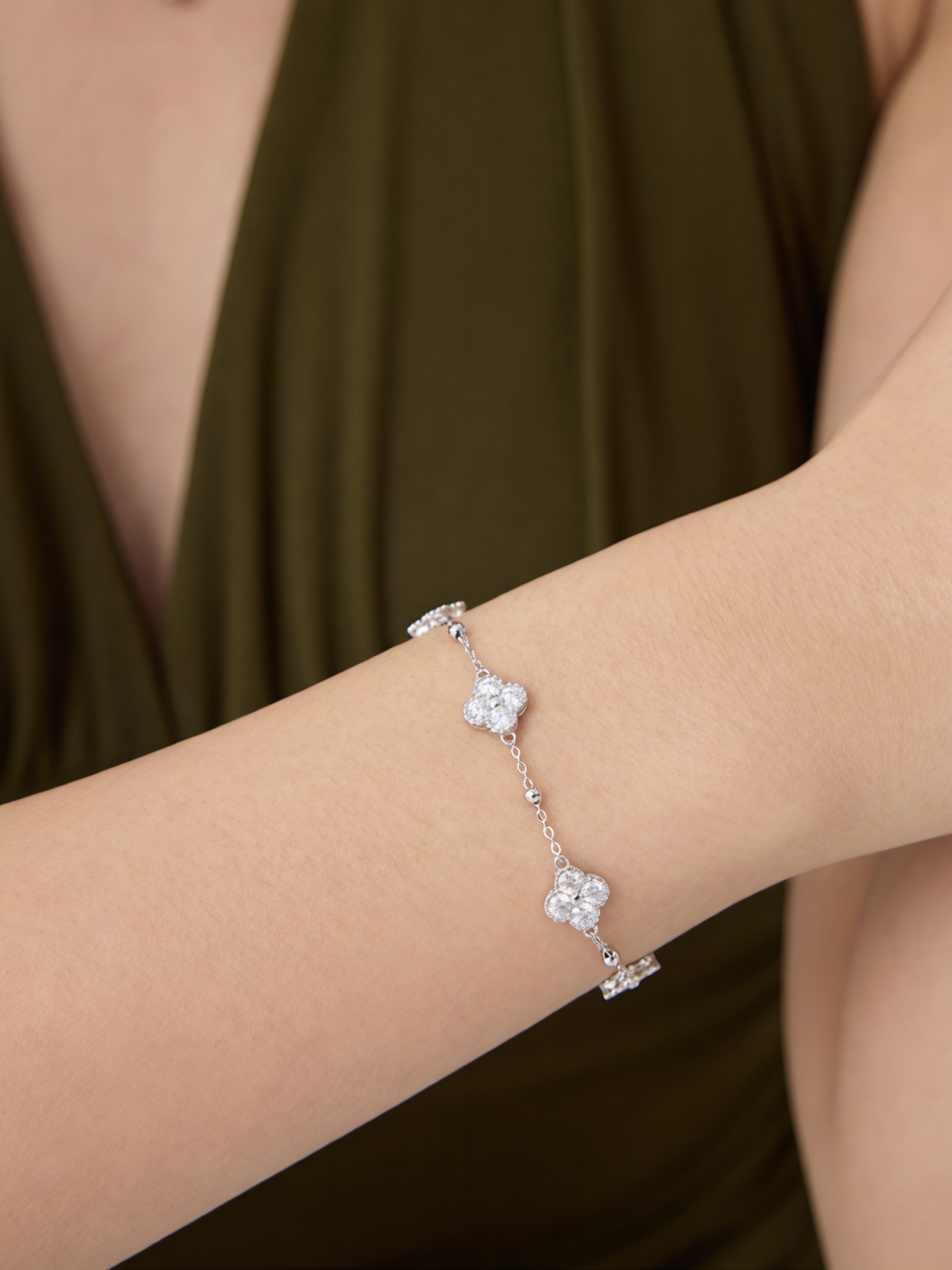 必入！四葉草莫桑石手鏈Lara Lucky Clover Mossianite Bracelet 