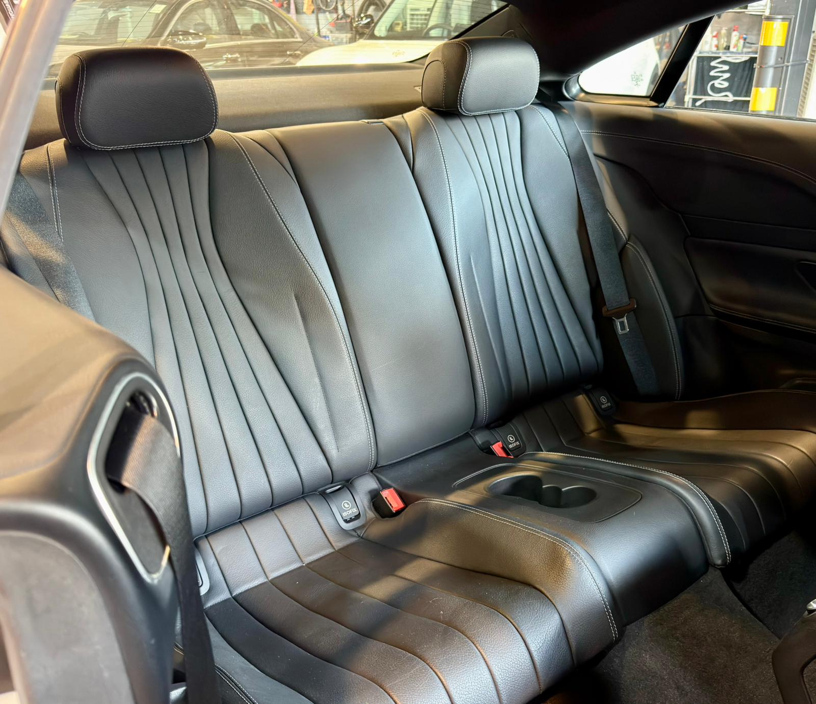 Mercedes-Benz E300 Coupé AMG 2017